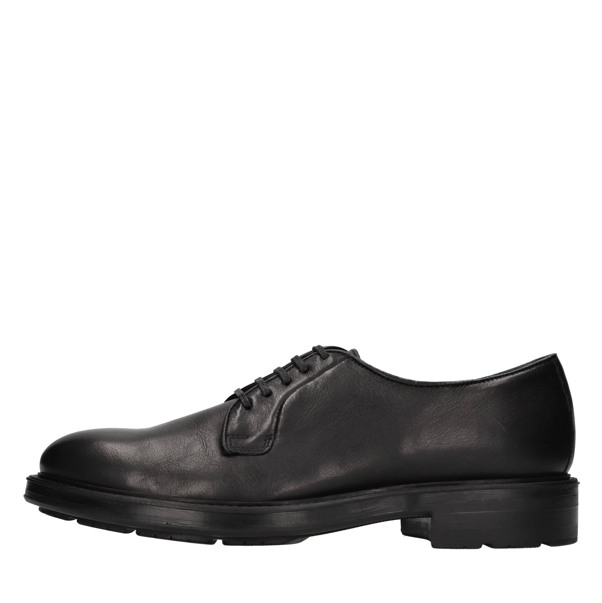 Marco Ferretti Flat Shoes In Nero Scuri