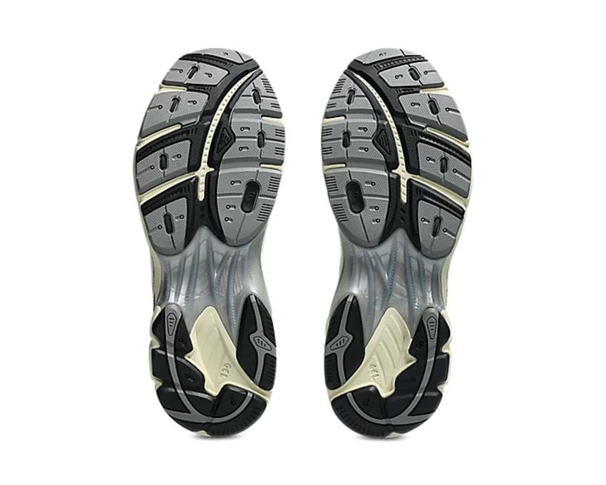 Asics Sneakers