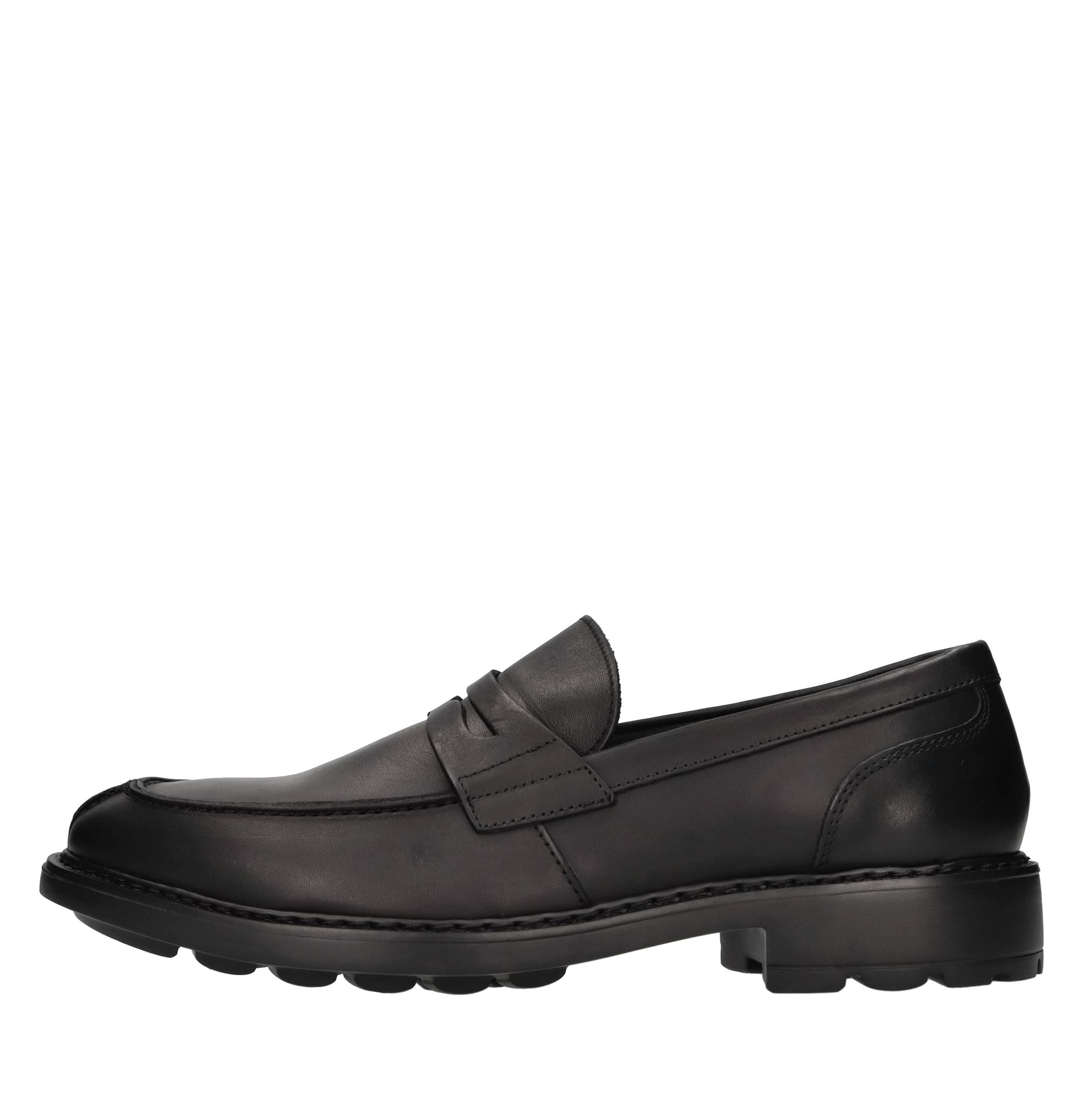 Marco Ferretti Flat Shoes In Nero Scuri
