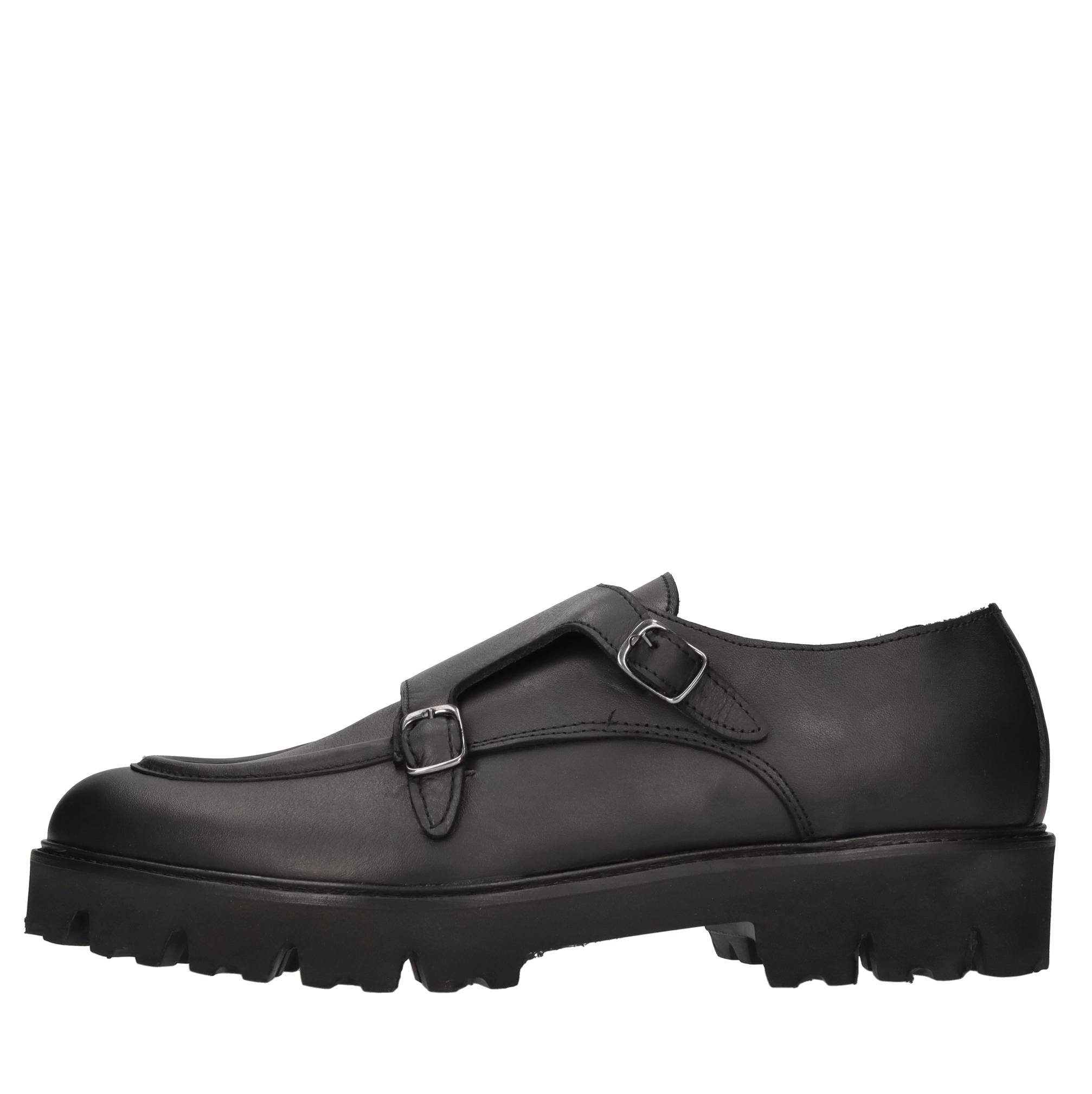 Luca Caracciolo Lage schoenen zwart