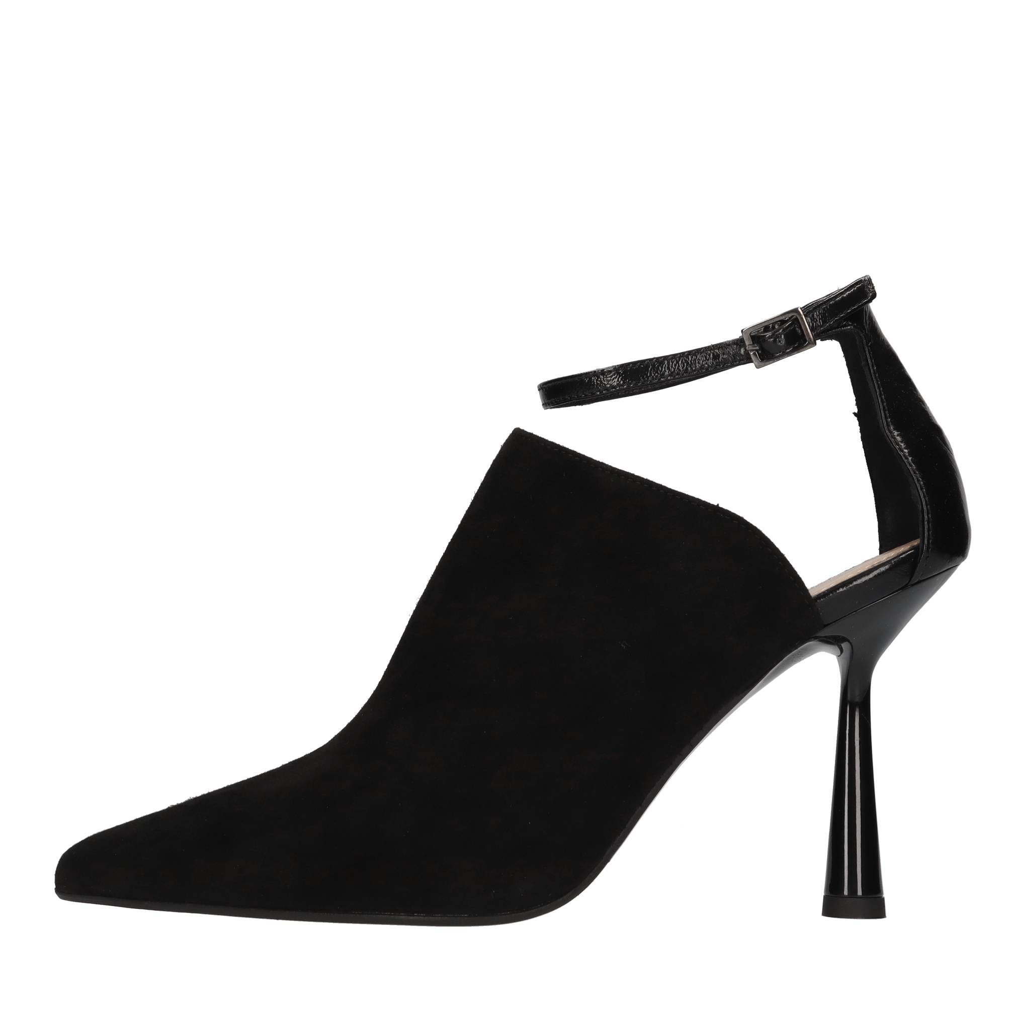 Chantal With Heel In Nero Scuri