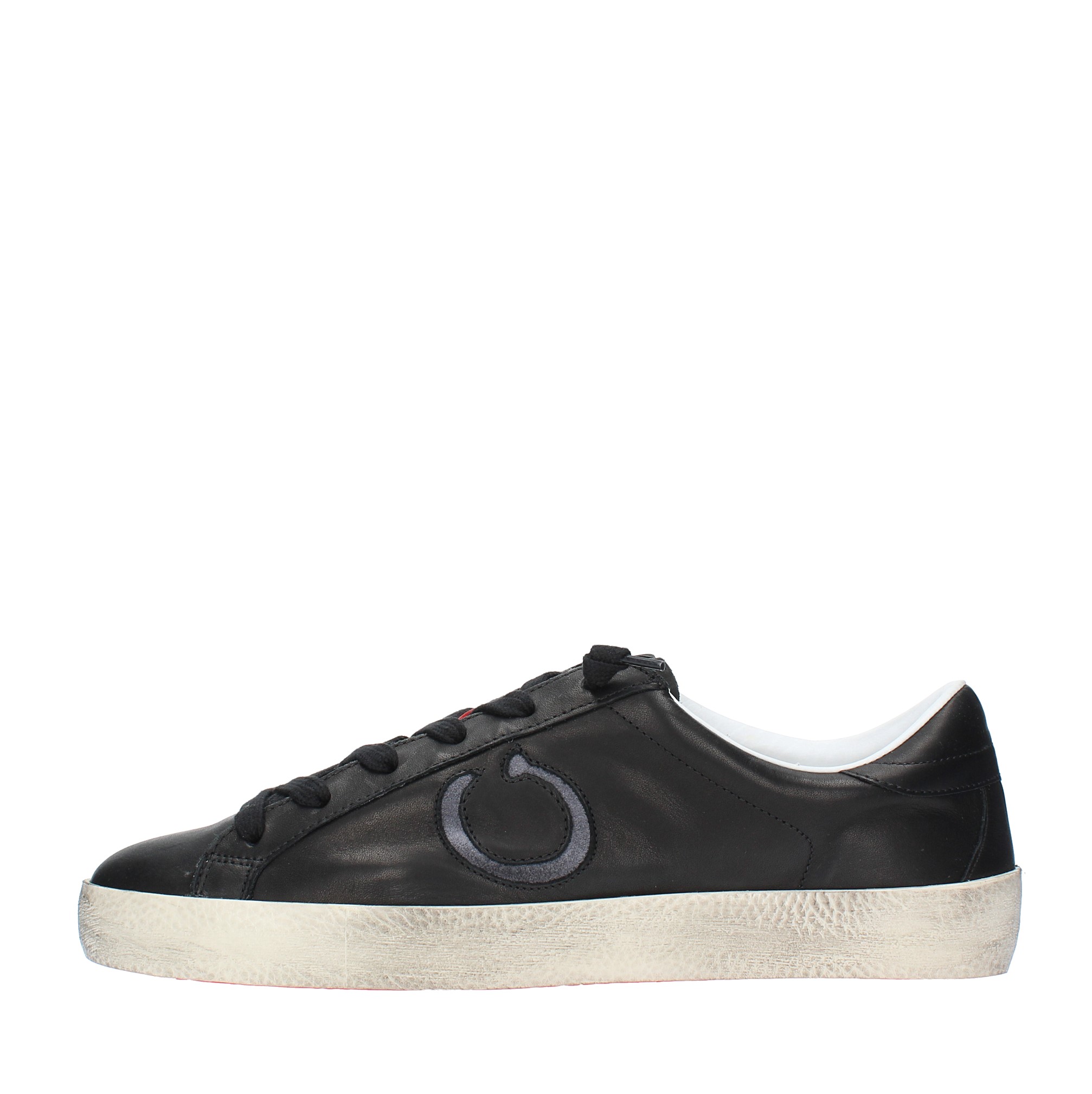 OKINAWA Sneakers Nero