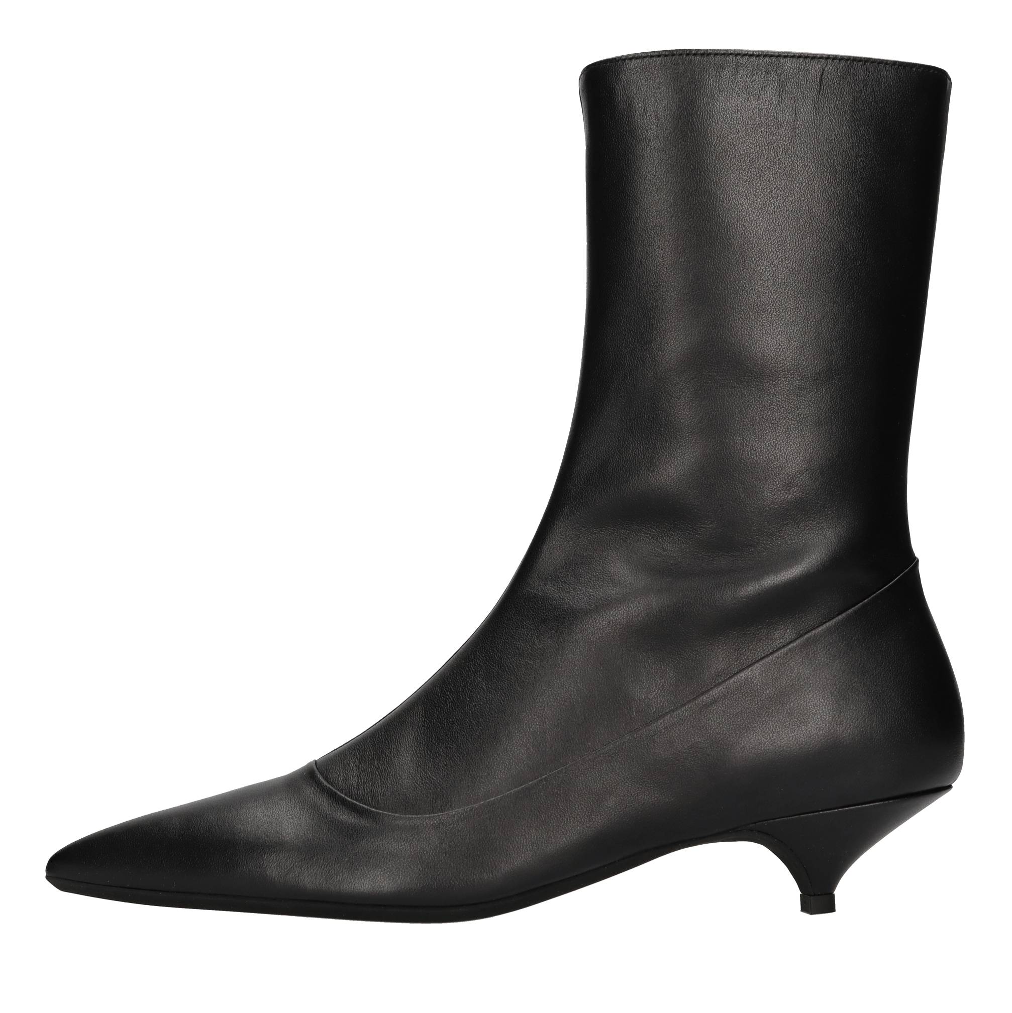 N°21 Boots Black In Nero Scuri