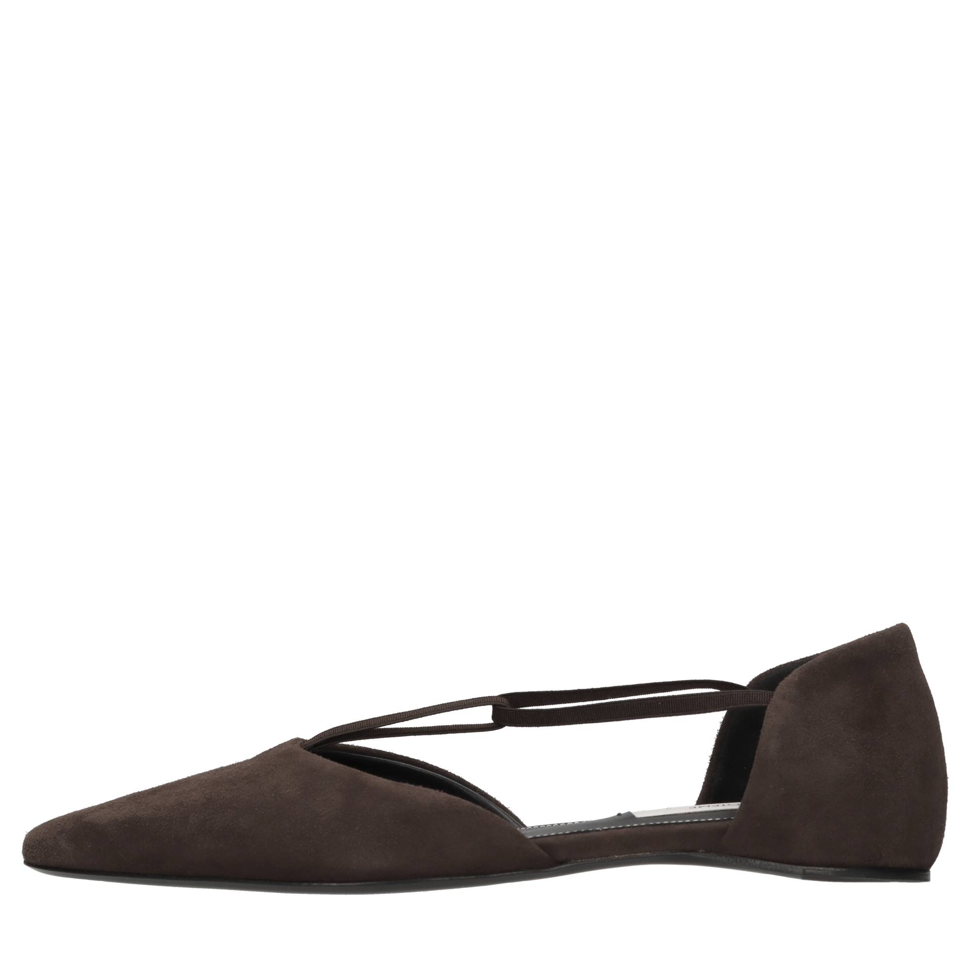 Toteme Niedrige Schuhe Braun