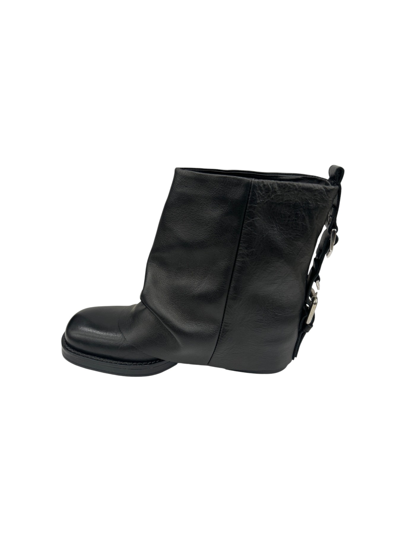 Quadra Stivaletti Donna in Pelle Nera con Dettagli Slouchy