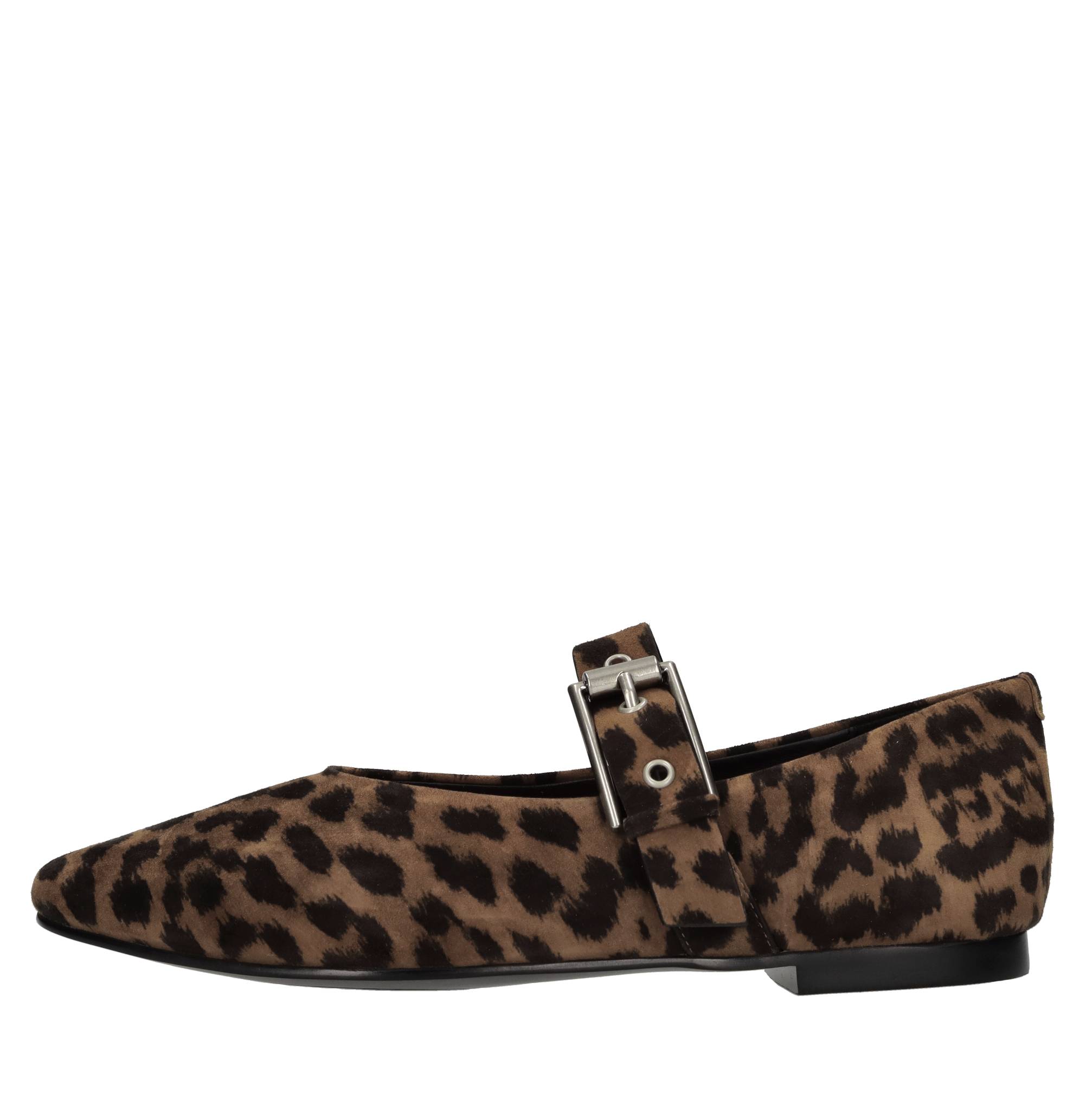 The Giver Niedrige Schuhe Tiere