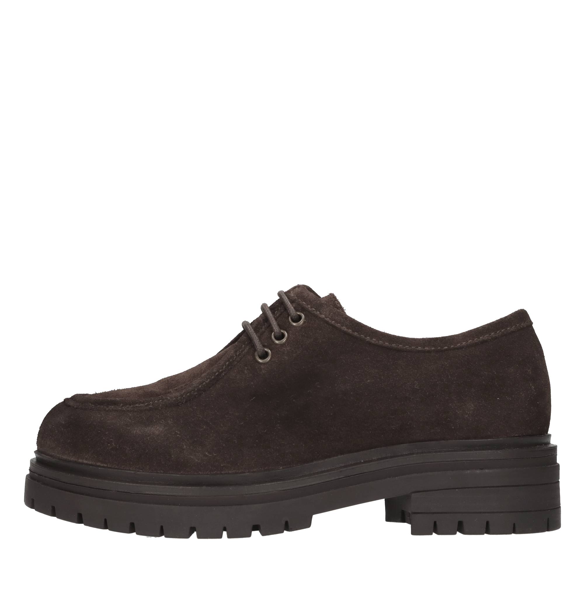 Emanuelle Vee Niedrige Schuhe Moro Kopf