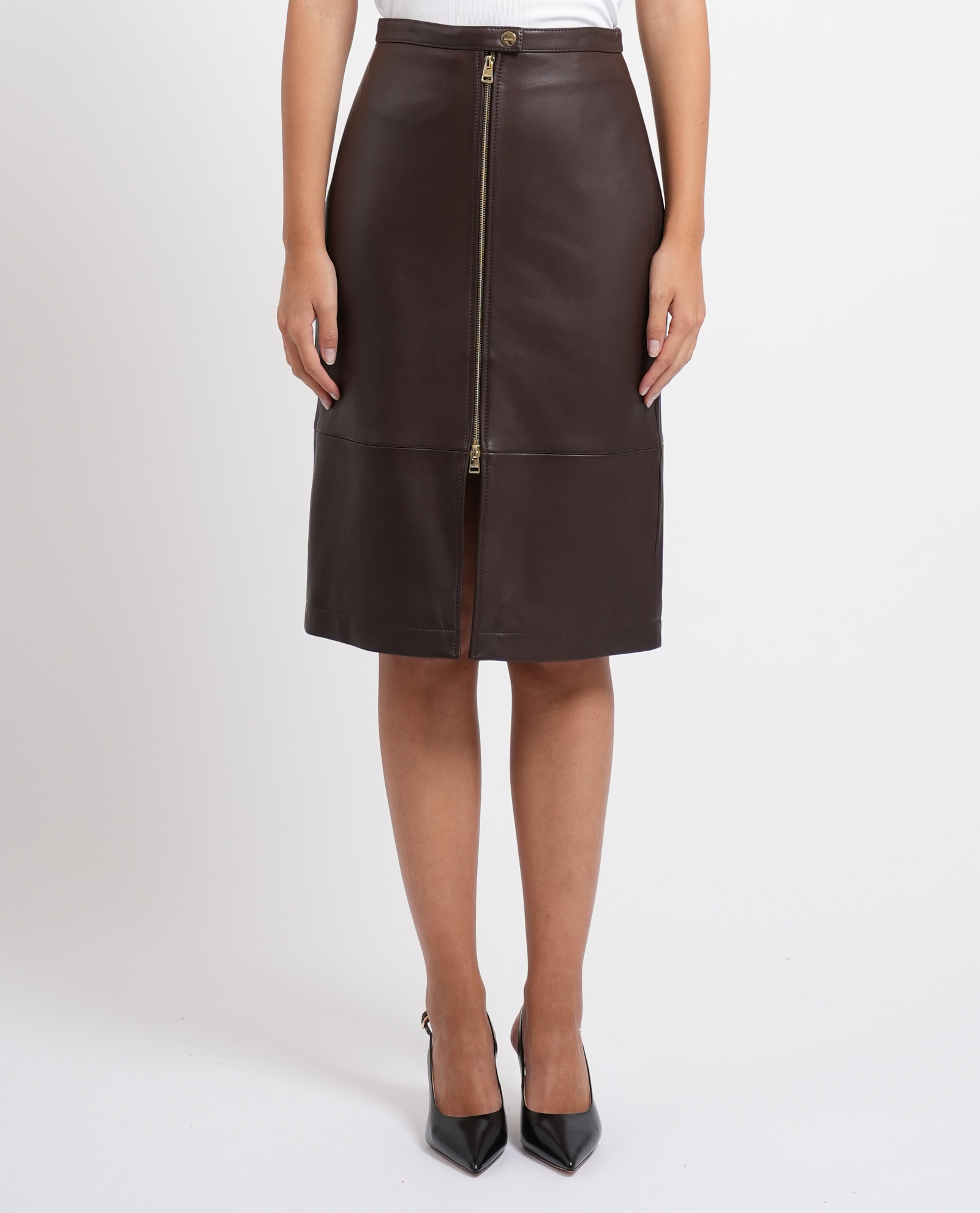Hugo Jupe brune 465 €
