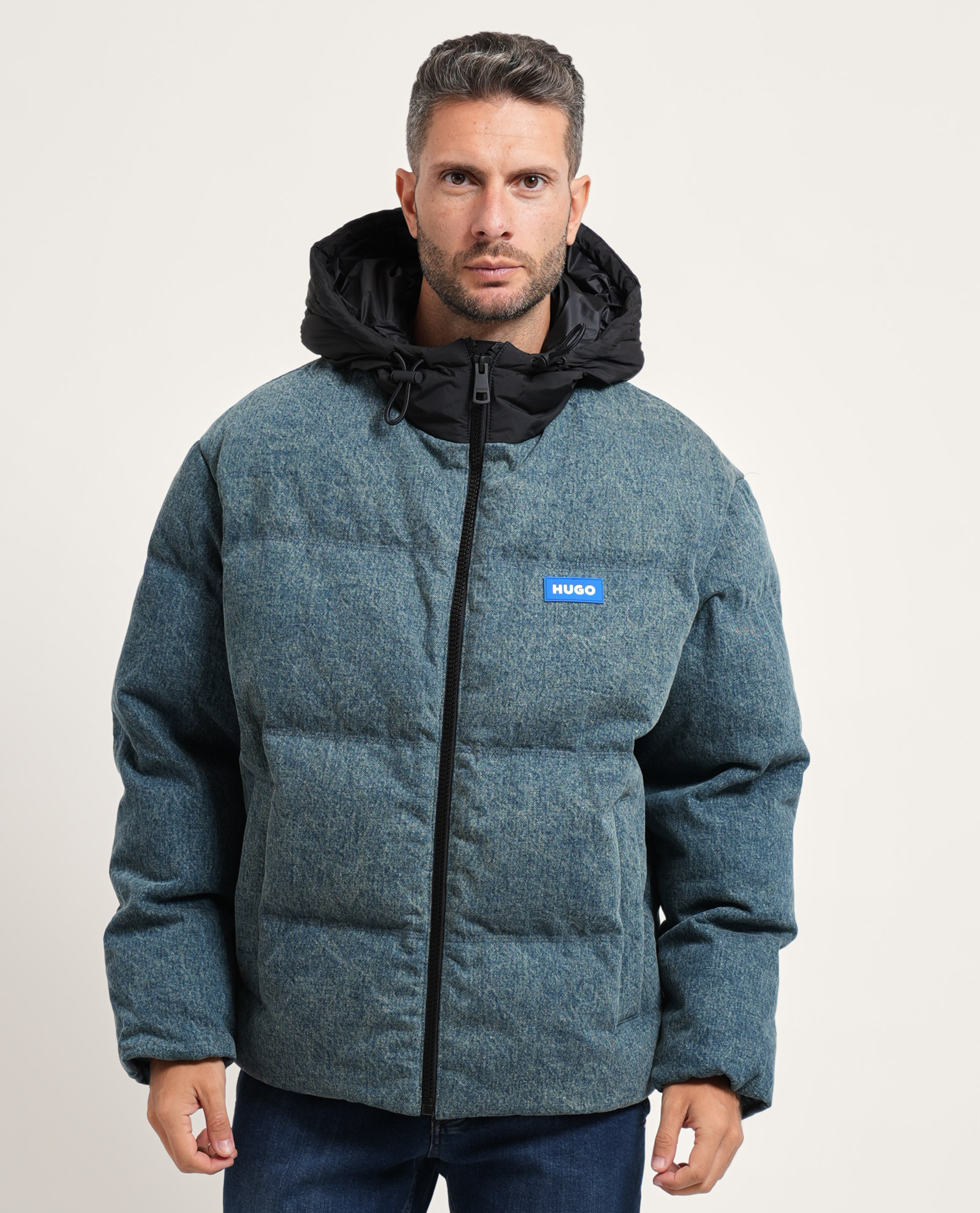 Hugo Vestes Beige