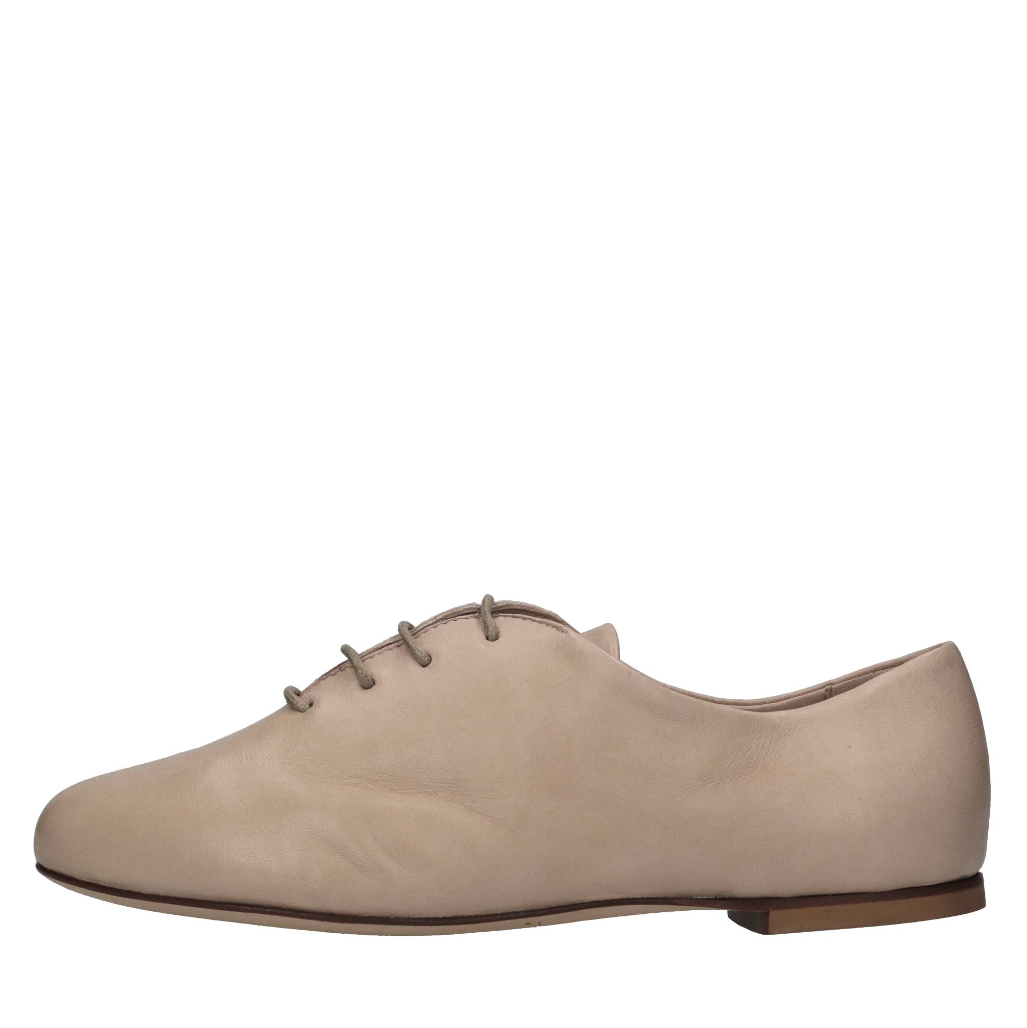 Lorena Paggi Lage schoenen Beige