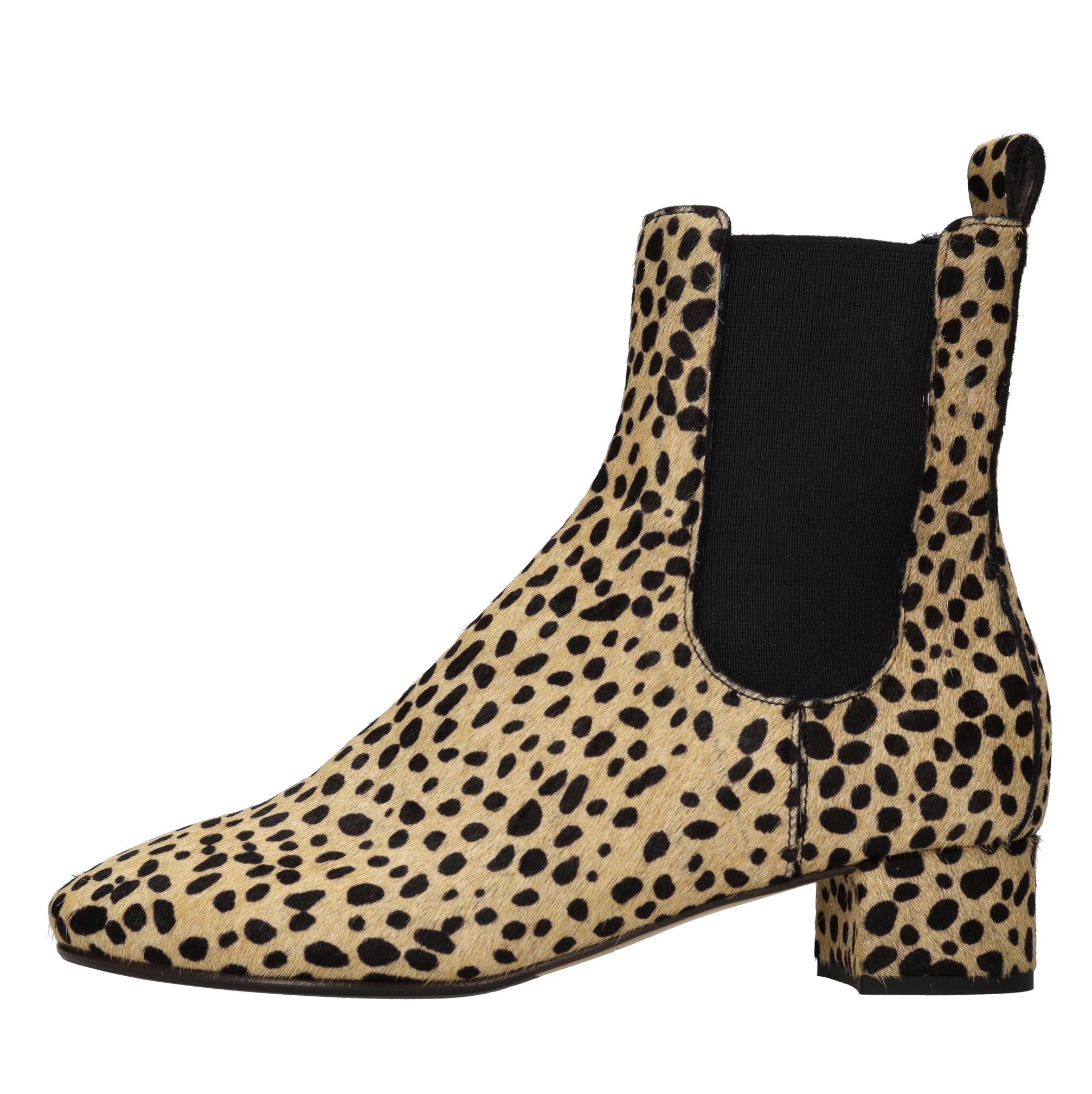 Lorena Paggi Boots In Black