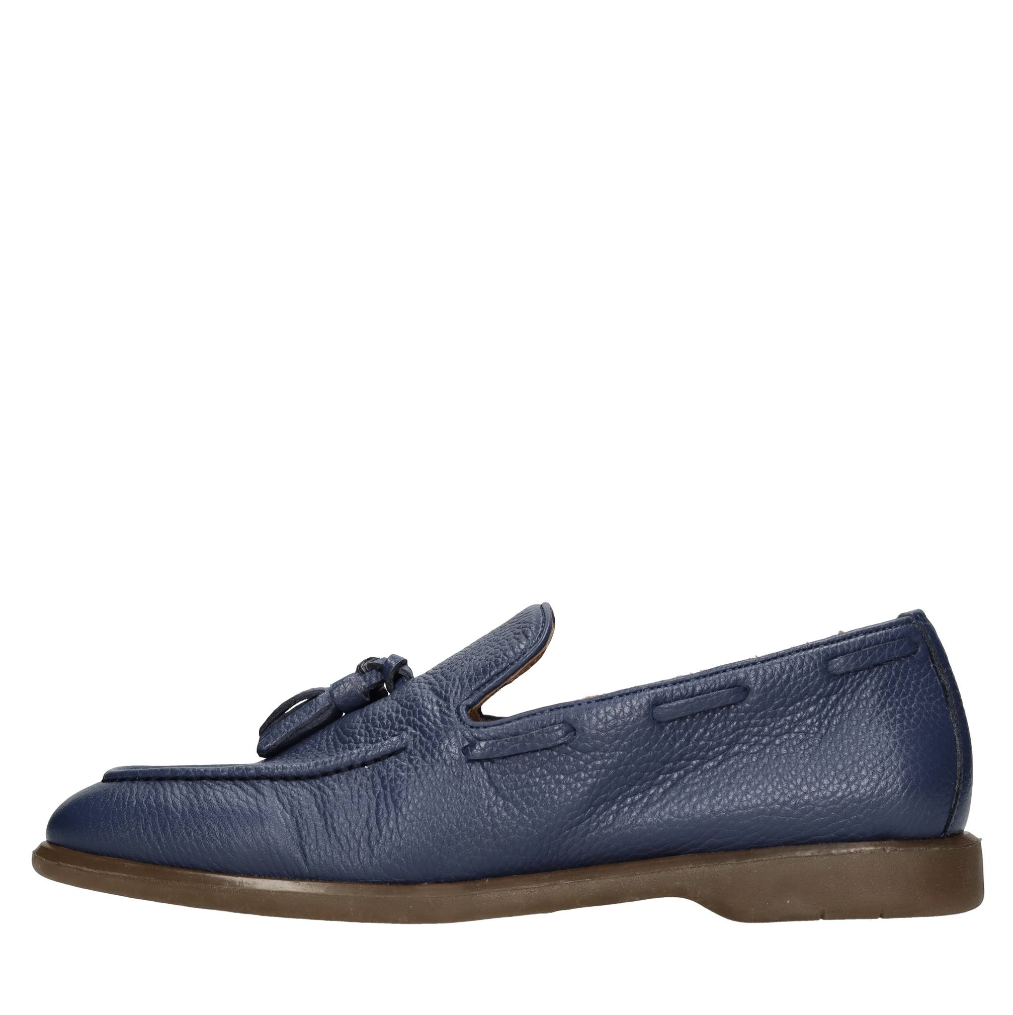 Wexford Flat Shoes Blue In Blu Blu E Verdi