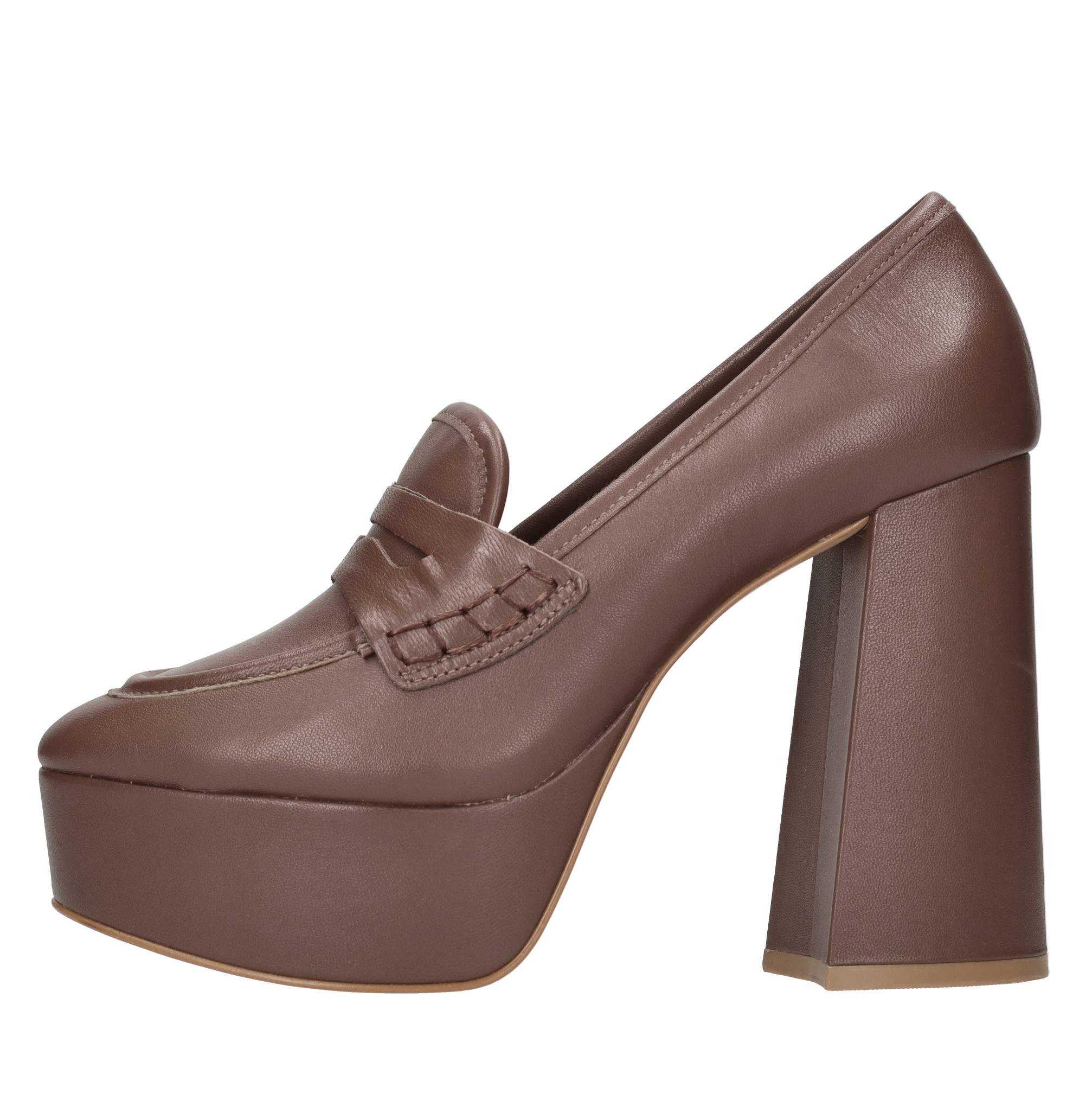 Carrano Lage schoenen Bruin