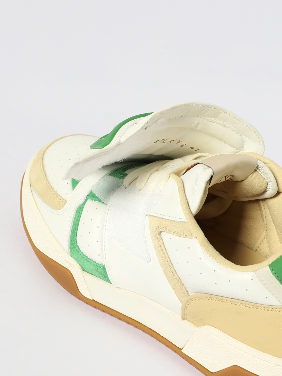 Valentino Garavani Sneakers Bianco e Verde con Dettagli in Pelle