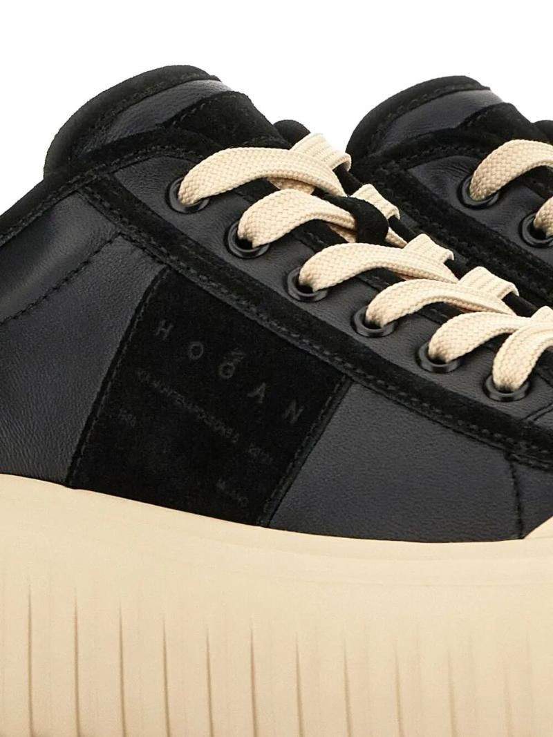 Hogan Sneakers