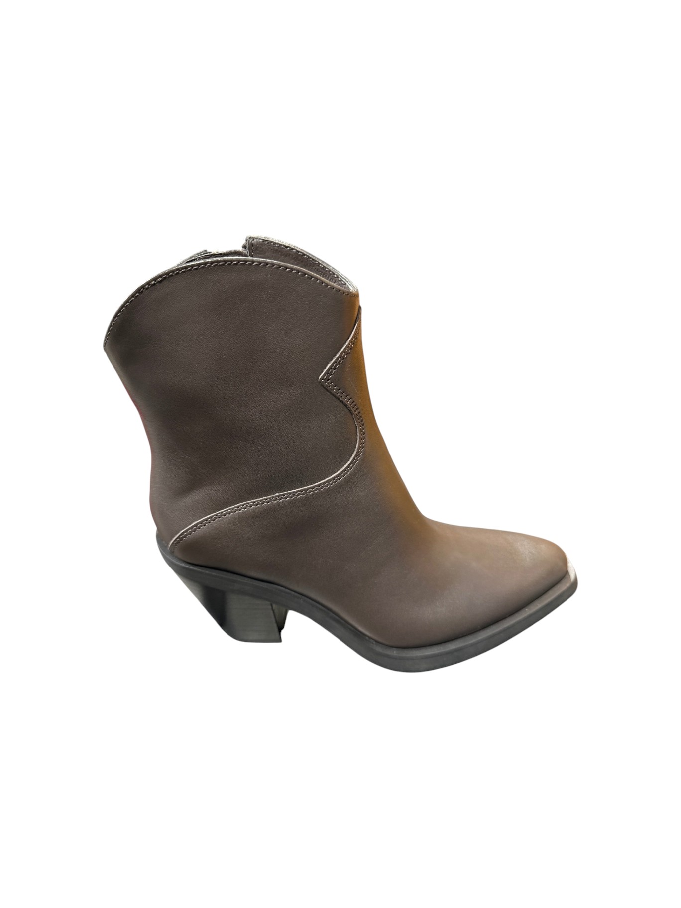 Ash Botas
