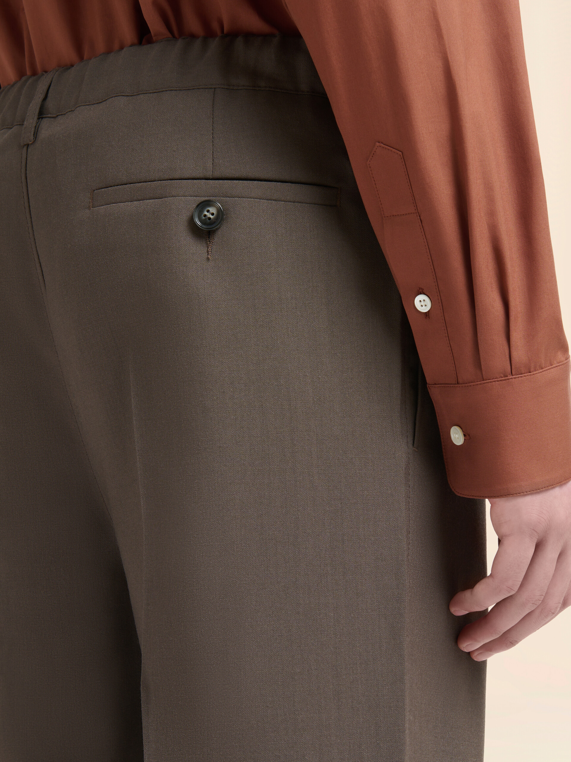 Marni Pantaloni Donna in Tartufo Elegante con Vita Elastico