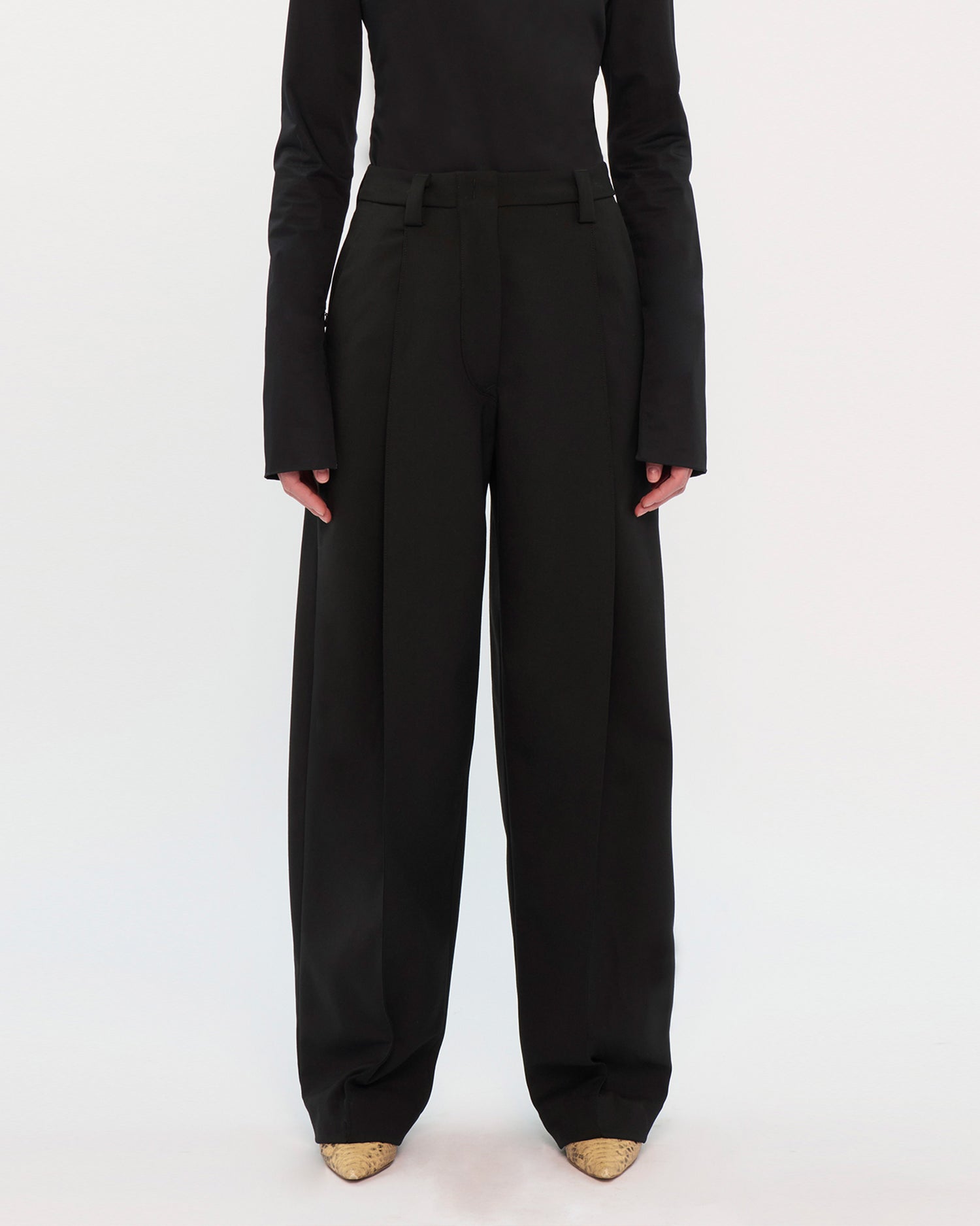 thelatest Liebe Hose mit Falten