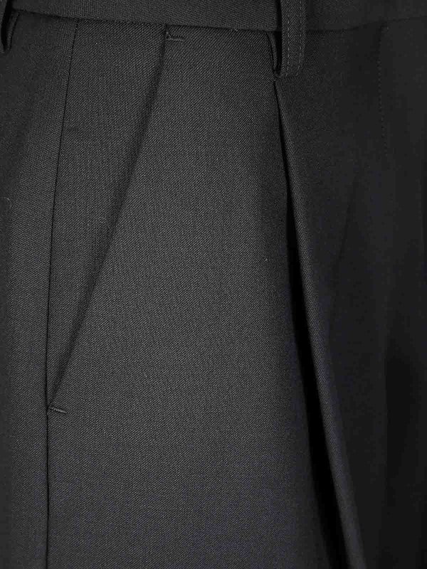 The Latest Pantalon Plissetta