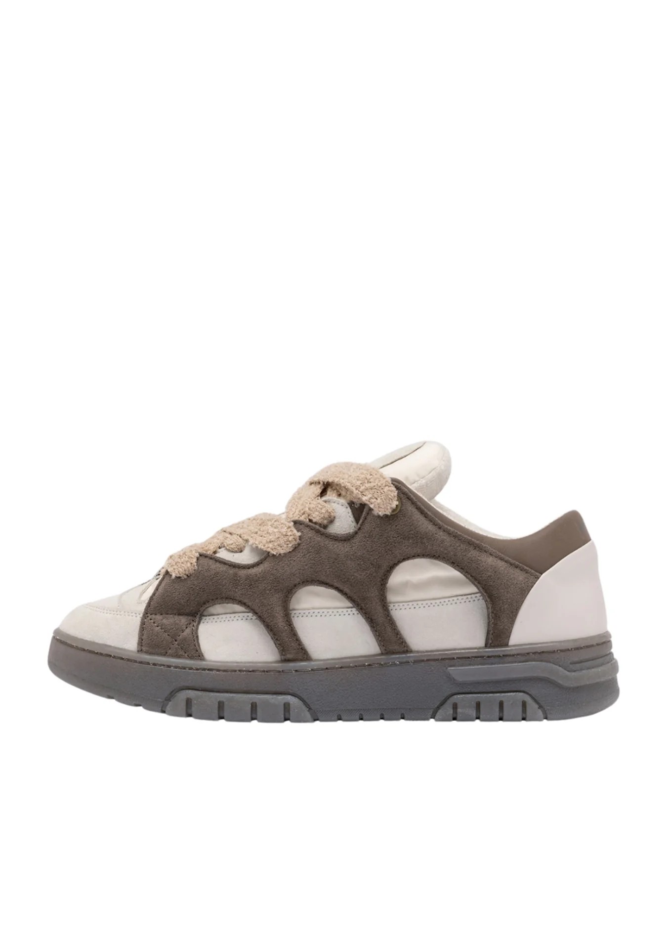 Santha Sneakers