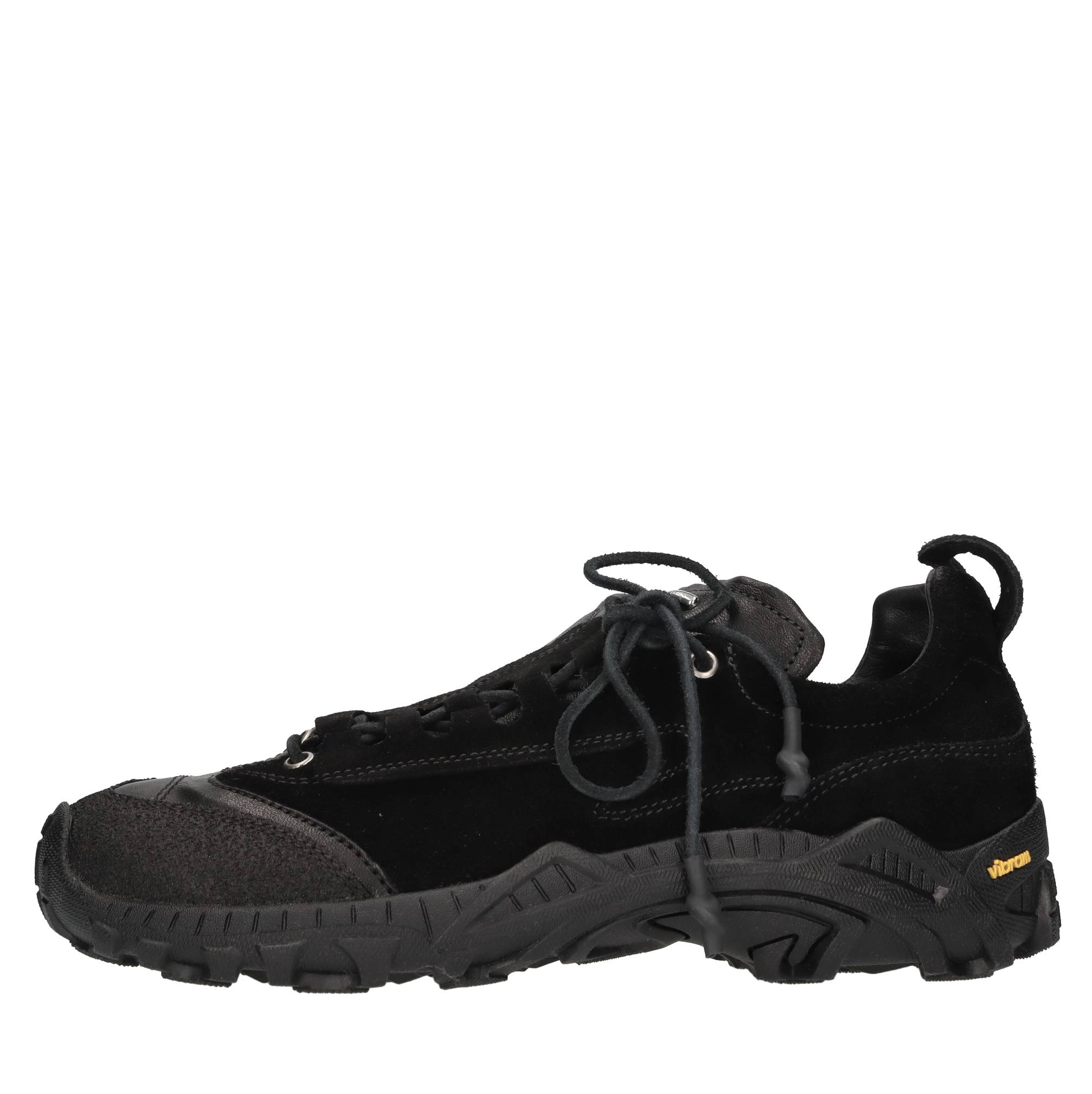Our Legacy Zwarte sneakers