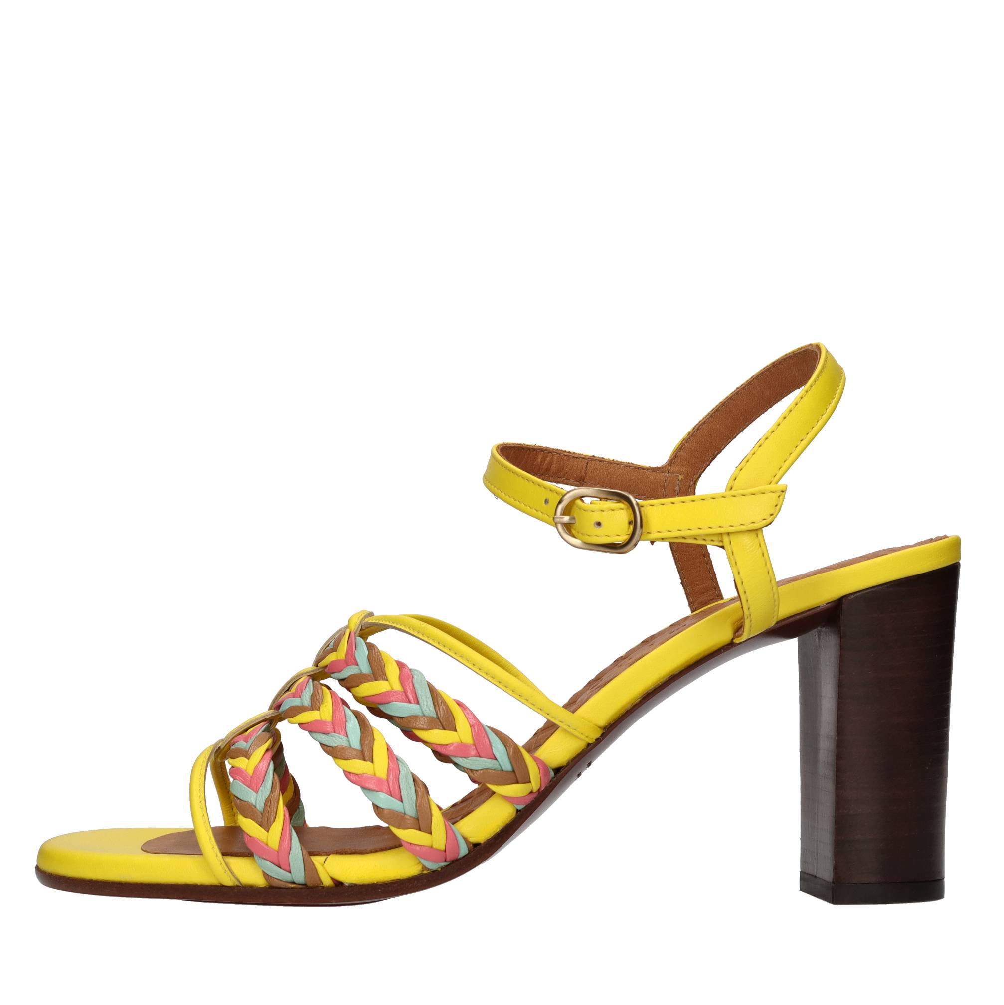 Chie Mihara Sandalen Geel