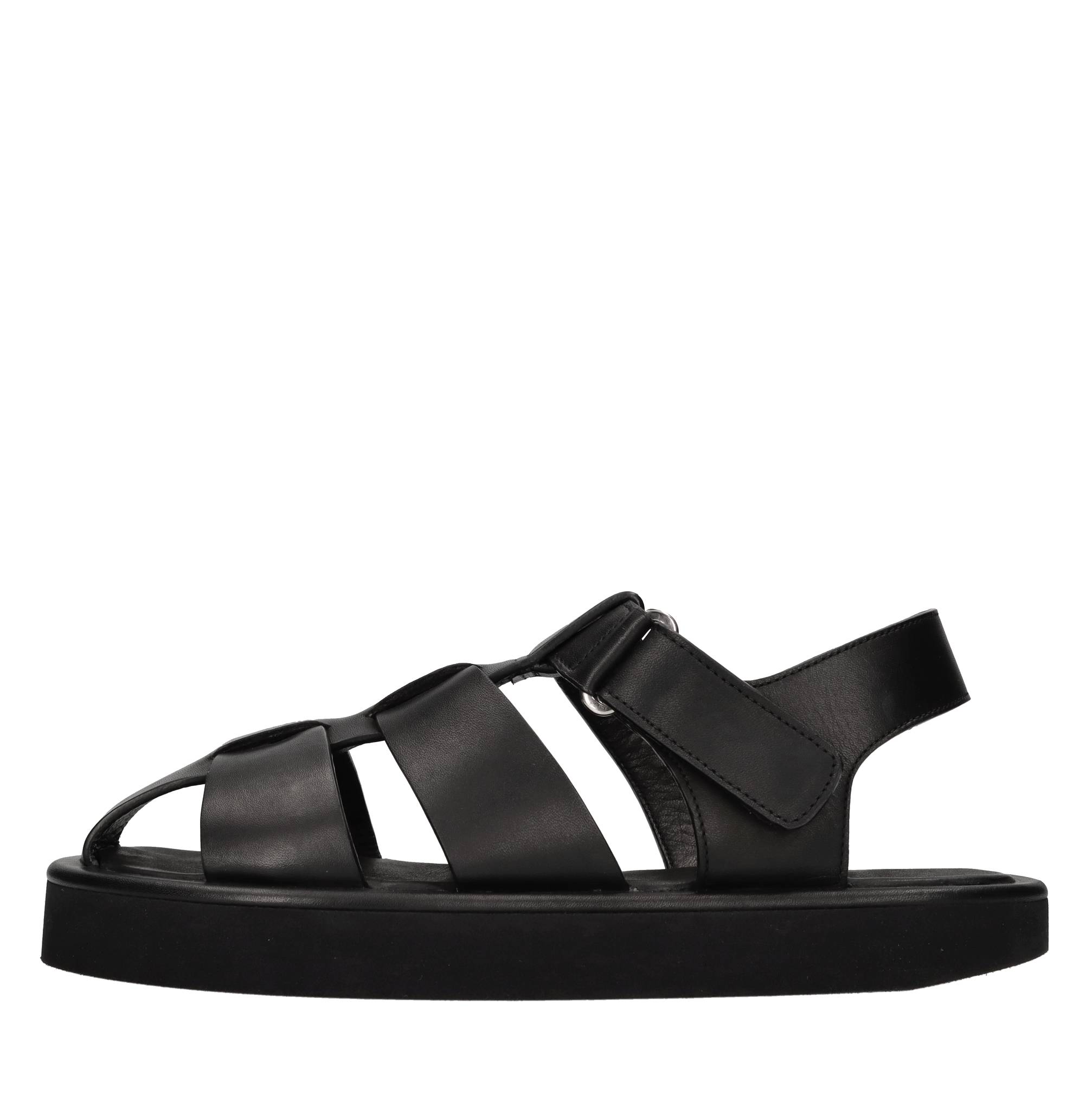 Studio Nicholson Lage schoenen zwart
