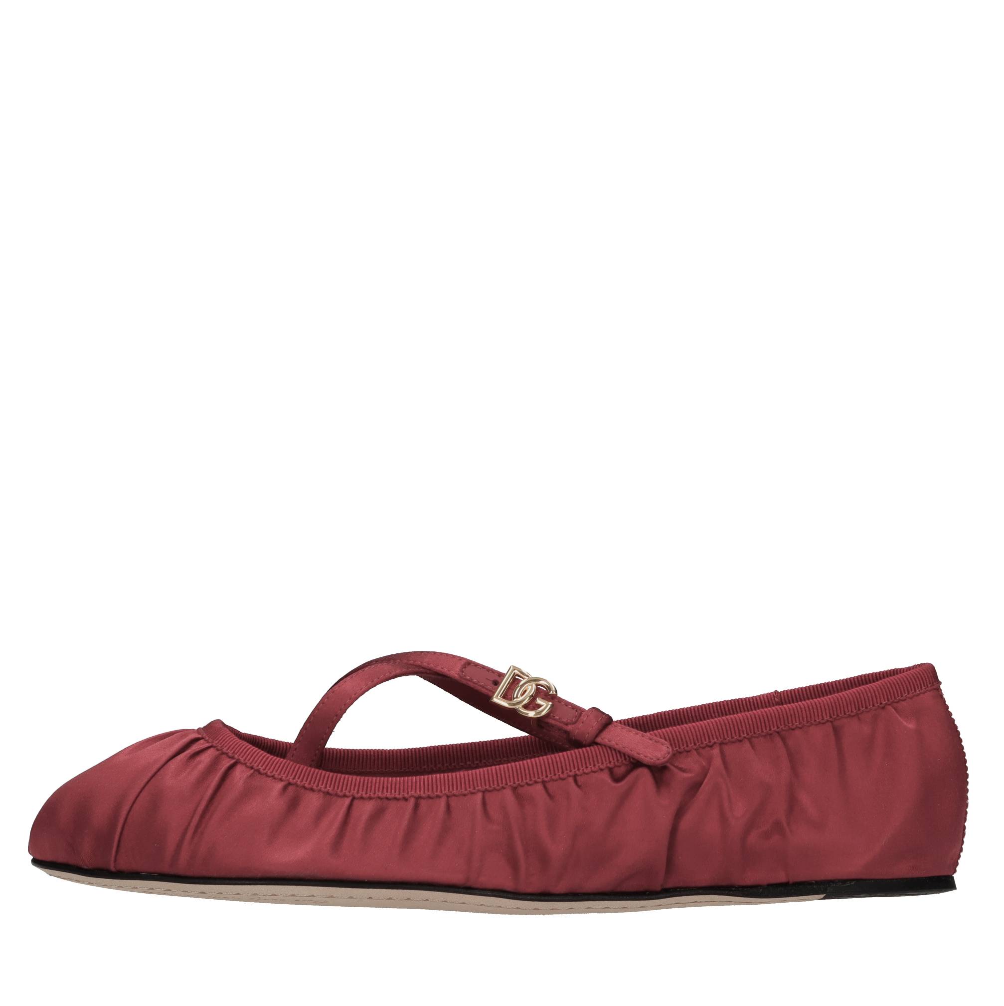 Dolce & Gabbana Niedrige Schuhe Rot