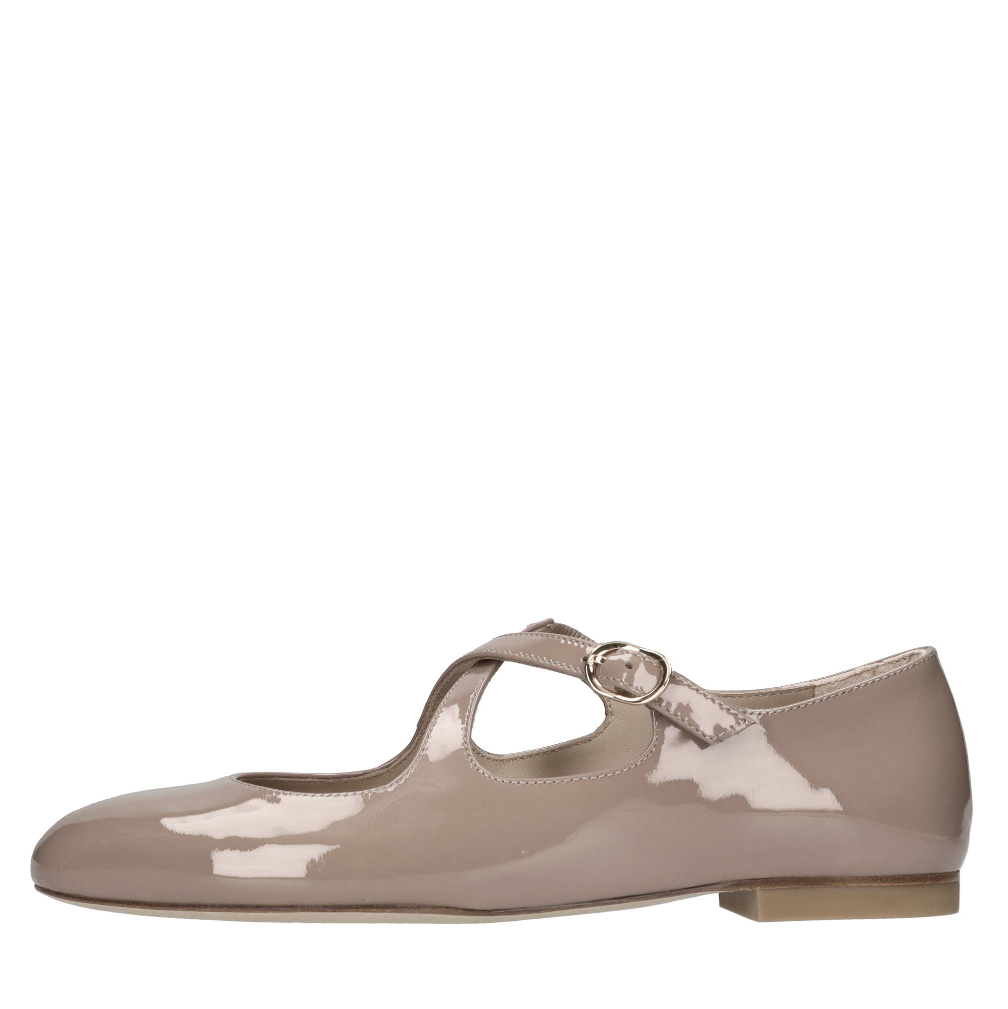 Stuart Weitzman Lage schoenen Beige