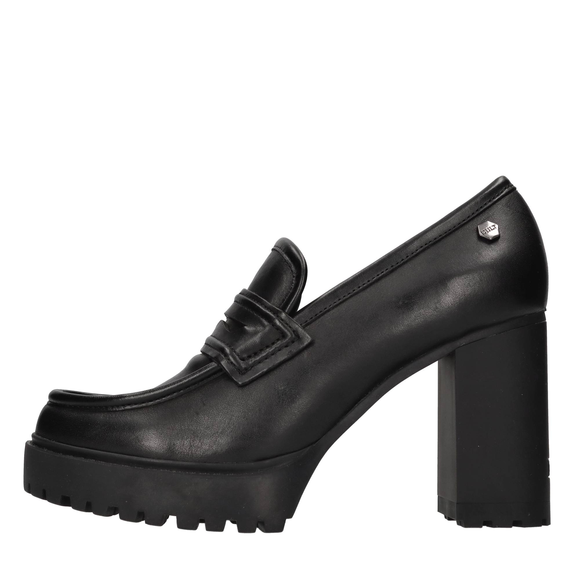 Cult Niedrig Schuhe Schwarz