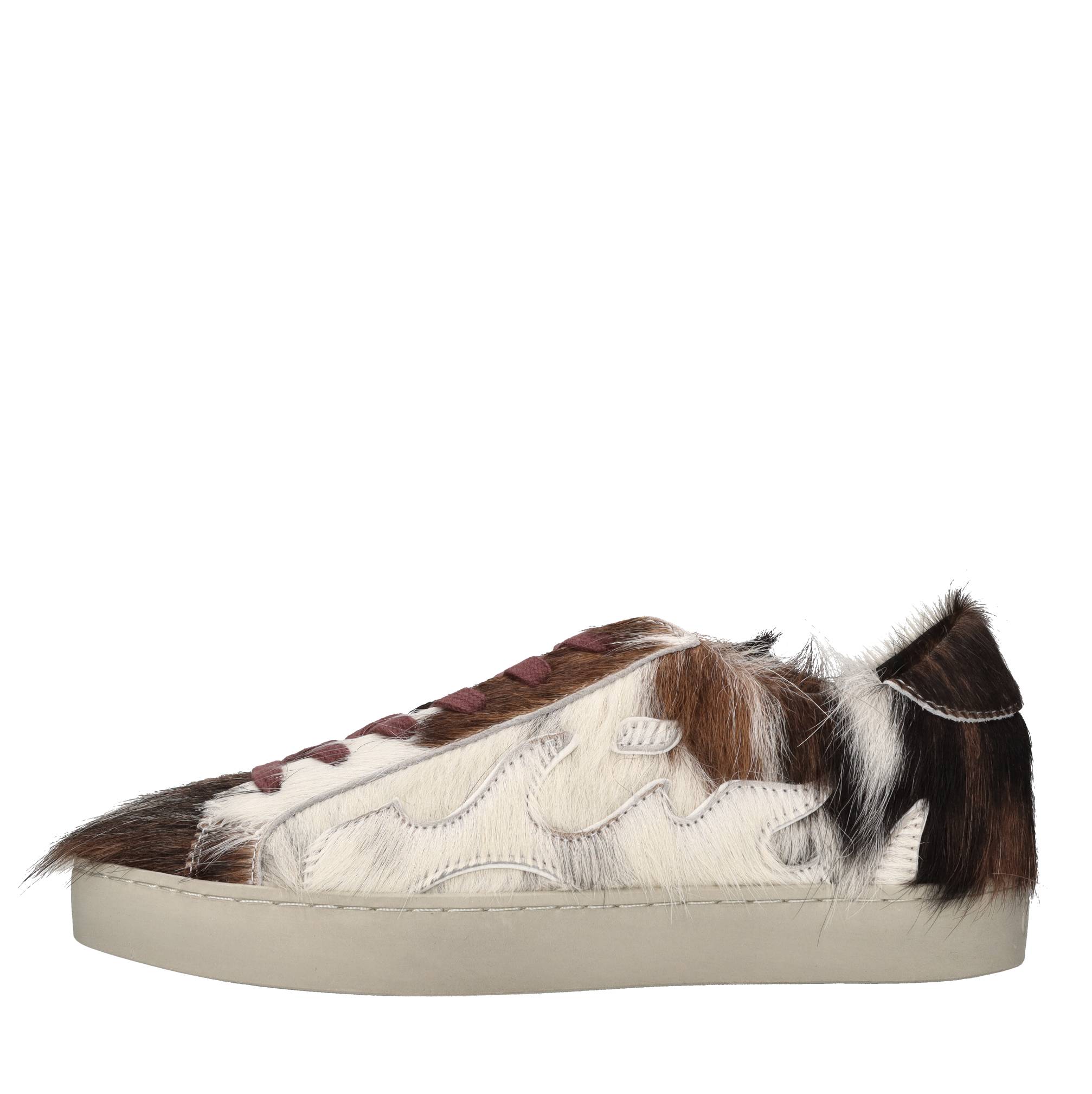 Gamin Tier Turnschuhe
