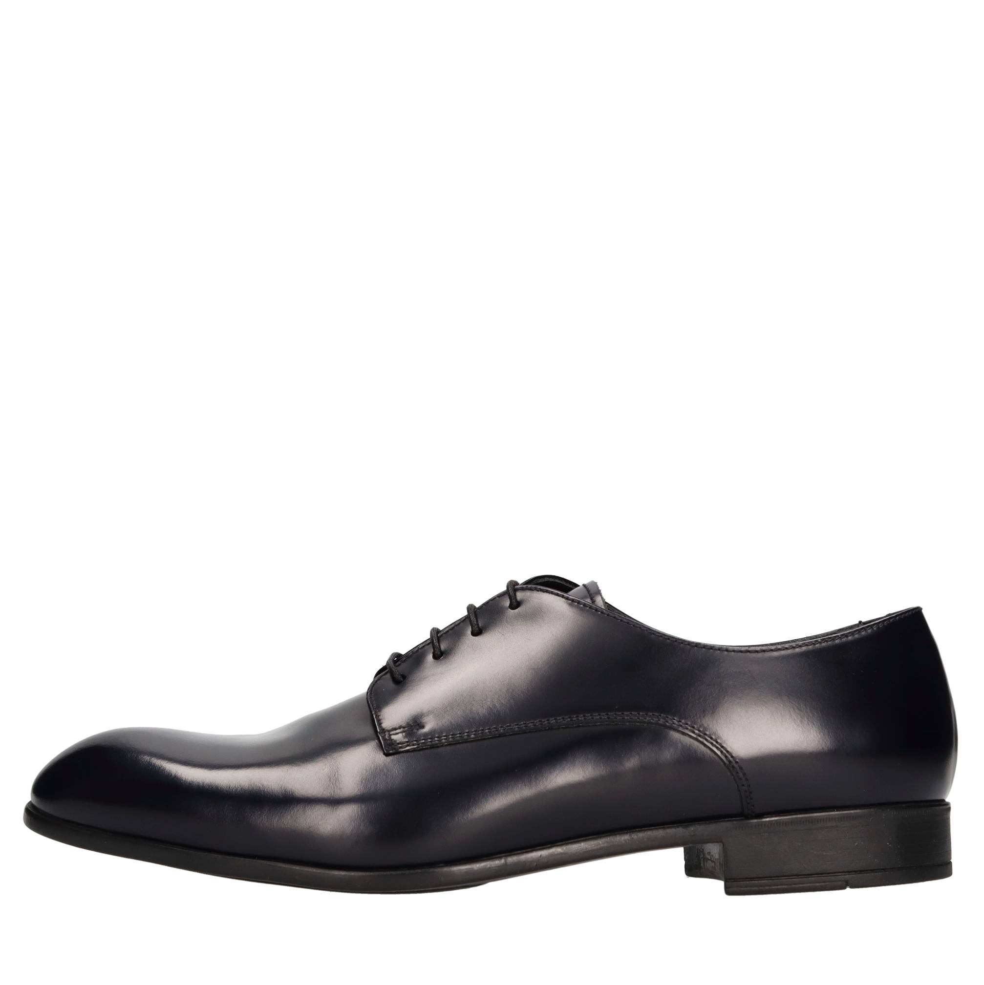 Doucal's Flat Shoes Blue In Black