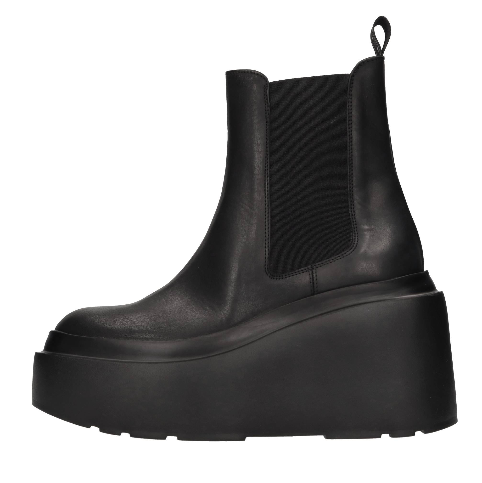 Elena Iachi With Heel In Black