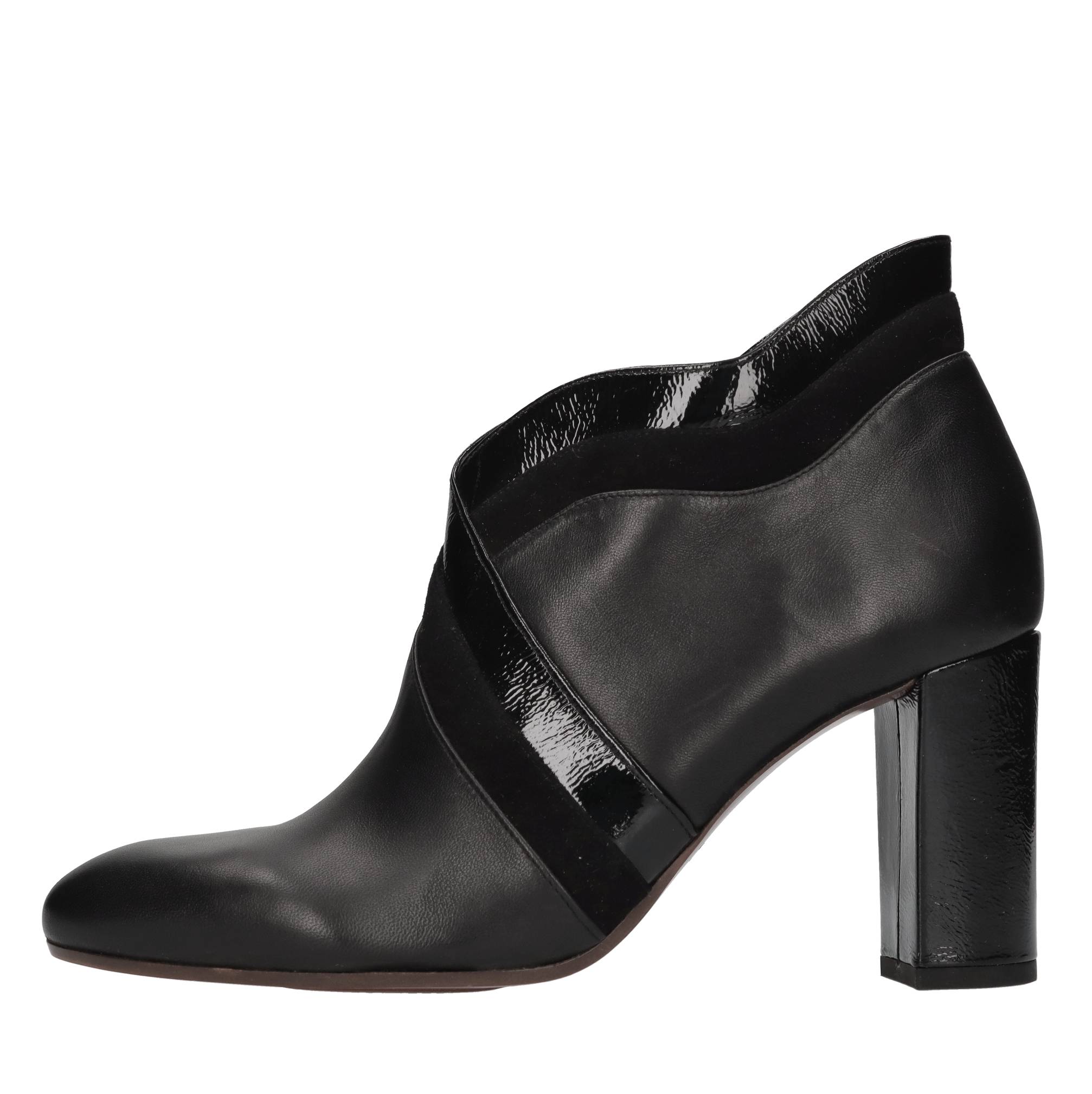 Chie Mihara Boots zwart