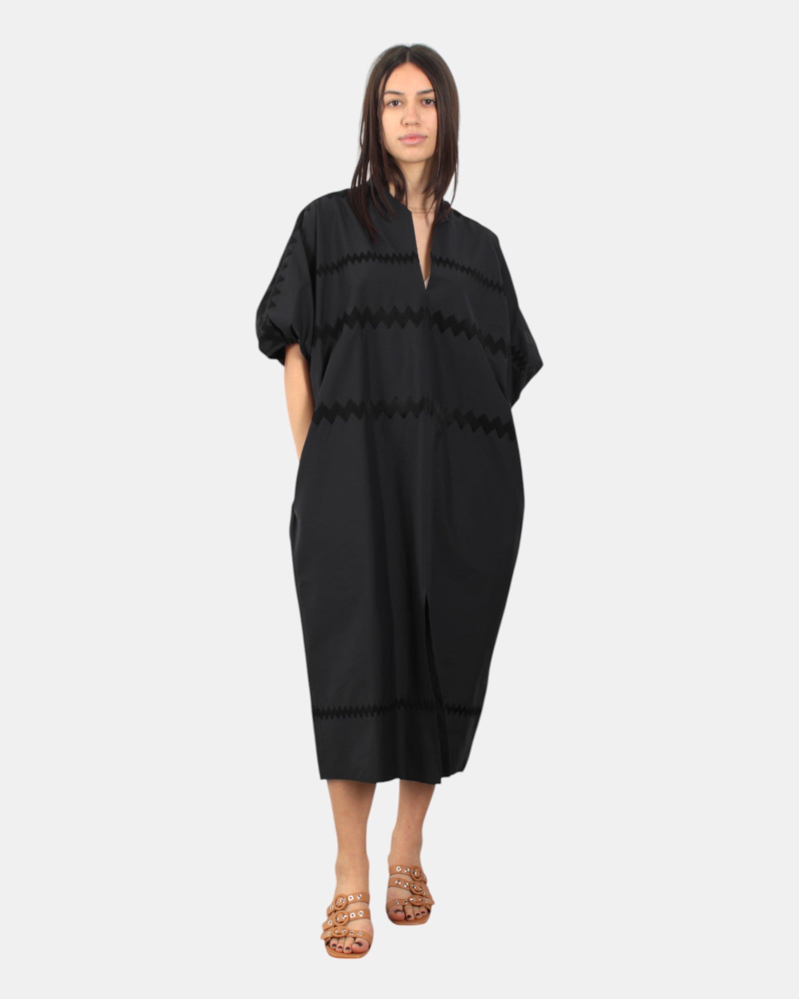 Dressed dress Liviana Conti - zig-2 embroidery zig zag