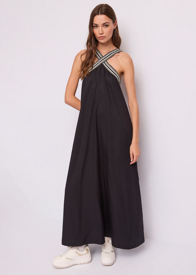 Women's dress black