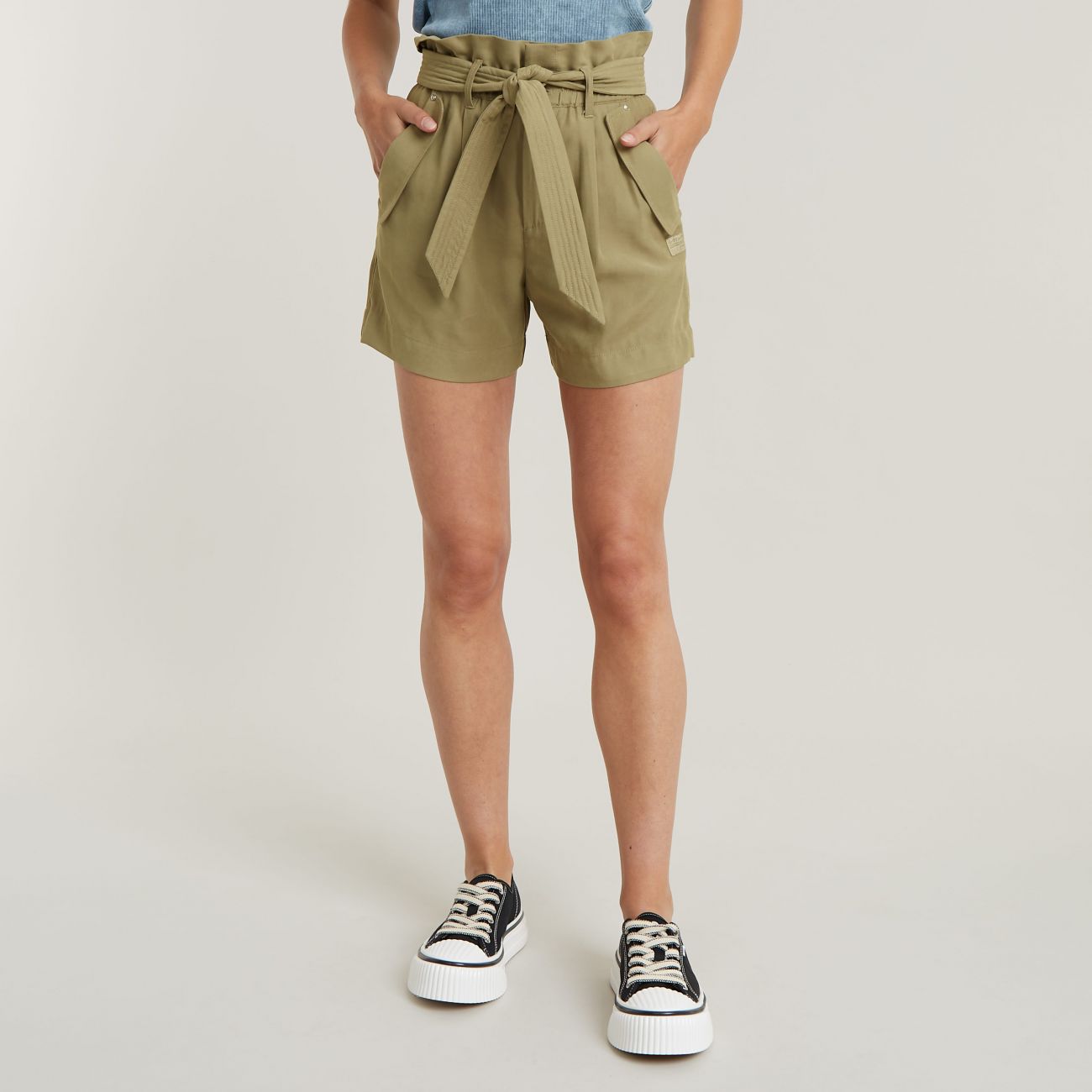 G-star Shorts And Bermuda Women  D24610-d522 Paperbag Short Corander In Sand