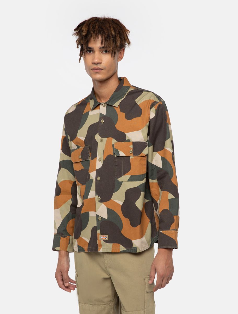 Dickies Shirts Man  Camo Work Shirt - Dk0a864u0ip1 0ip Imperial Green In Animal Print