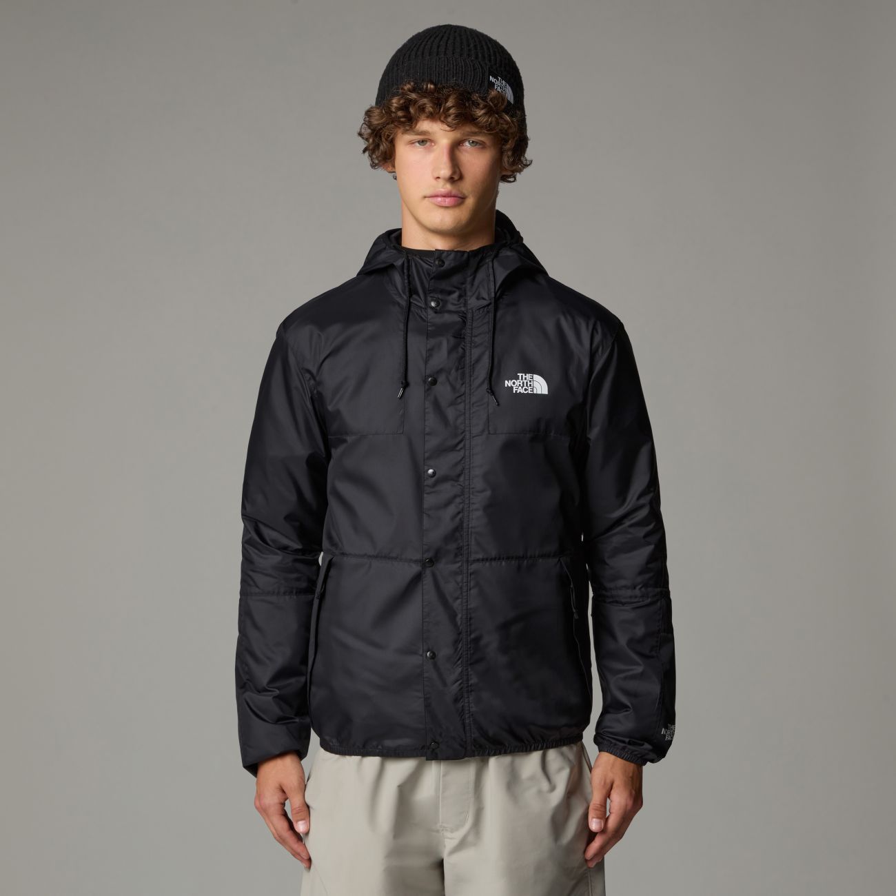 The North Face Jackets And Jackets Man  Nf0a5ig3 Mountain Jagged 4h01 Black In Black