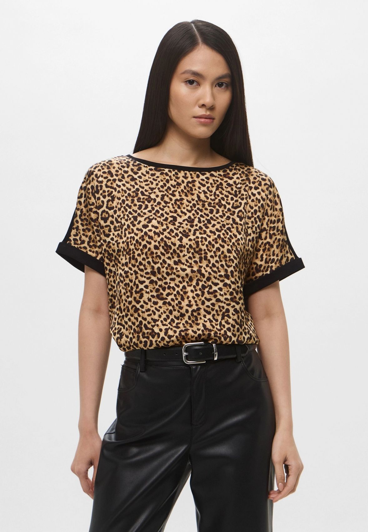 Liu •jo T-shirt Woman Liu Jo Wa5524 J6308 U9452 In Black