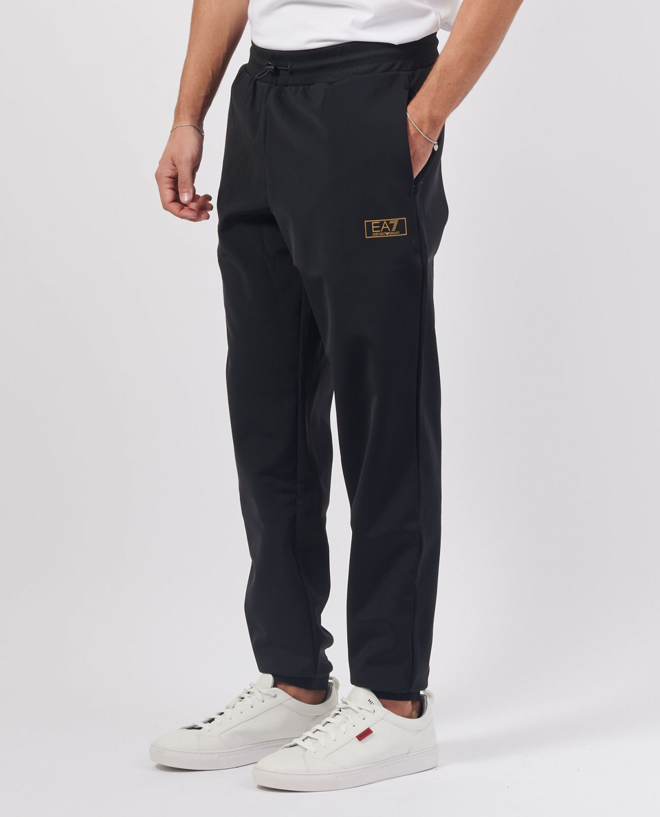 Ea7 Men's Sports Pants  7m000028 Af10343 Uc001 Black In Black