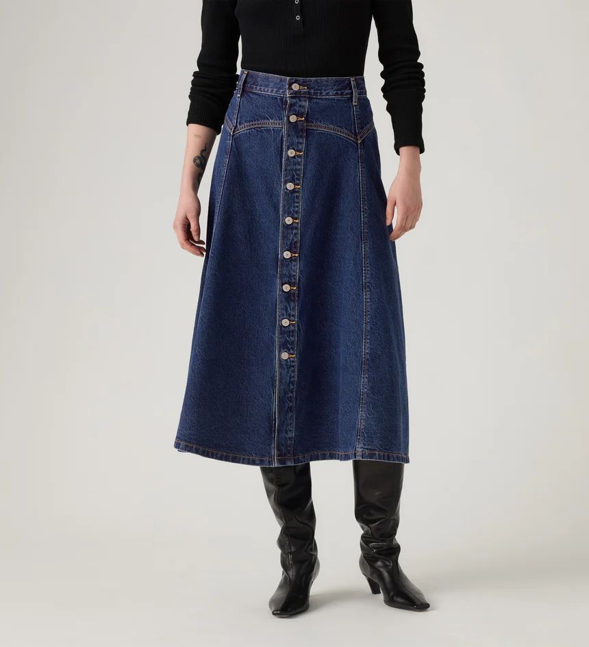 Levi's Female Skirts Levis 003nn 0002 Yoked Slightly Circular In Black