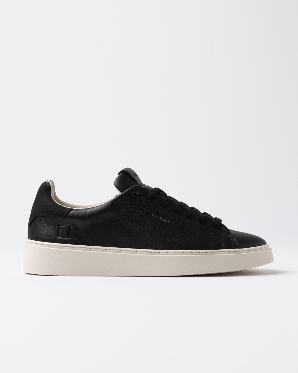 Date Sneakers Man  M431-lv-ca-bk Lever Calf Black In Multi