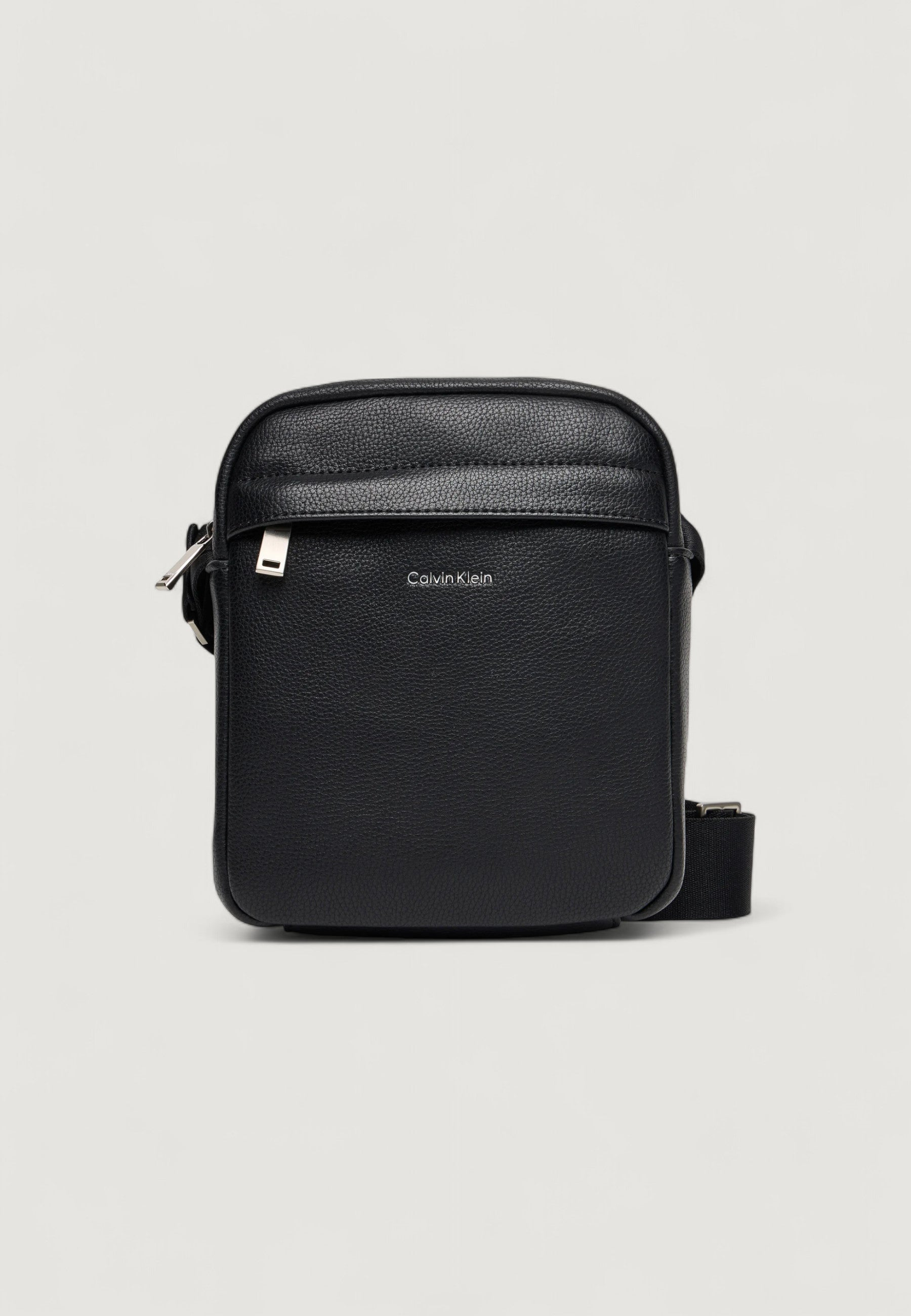 Calvin Klein Jeans  Umhängetasche RAISED REPORTER LV04D3160G