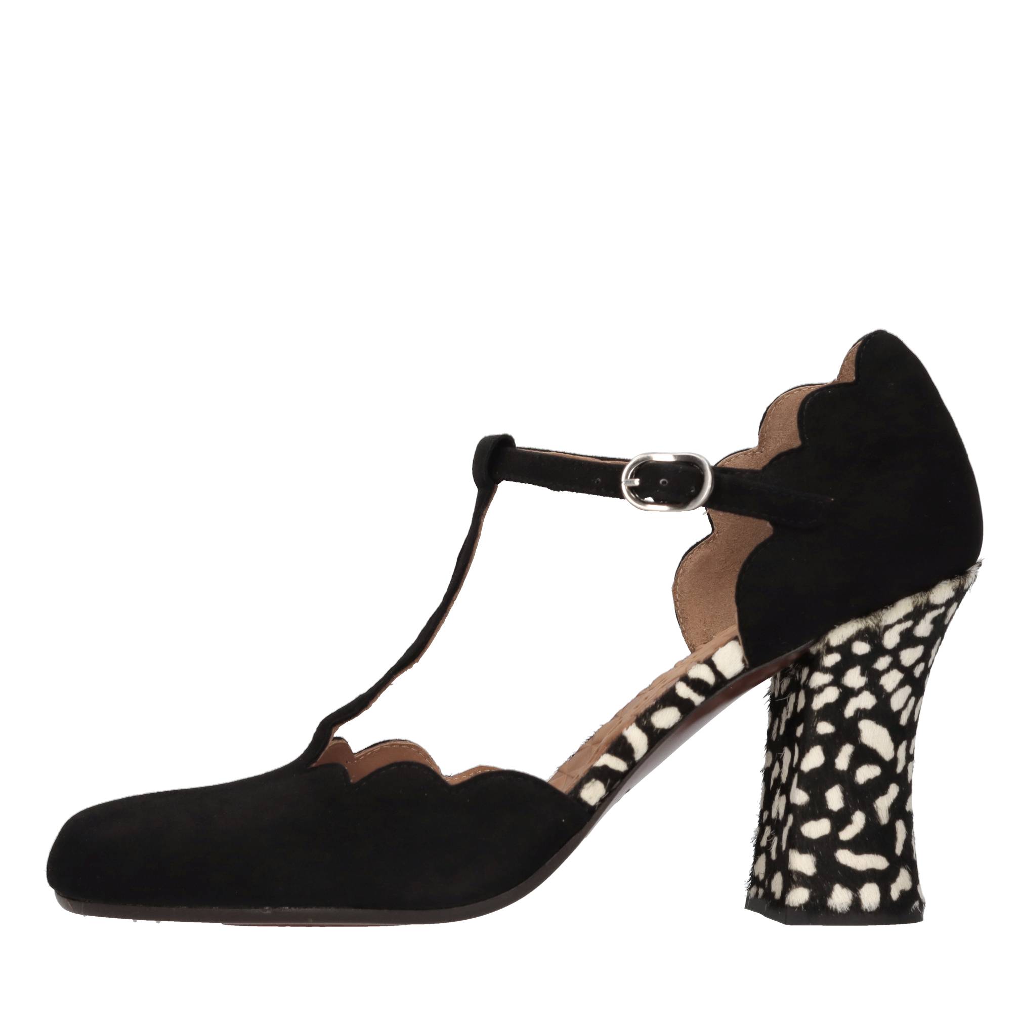 Chie Mihara Schoenen met zwarte hak