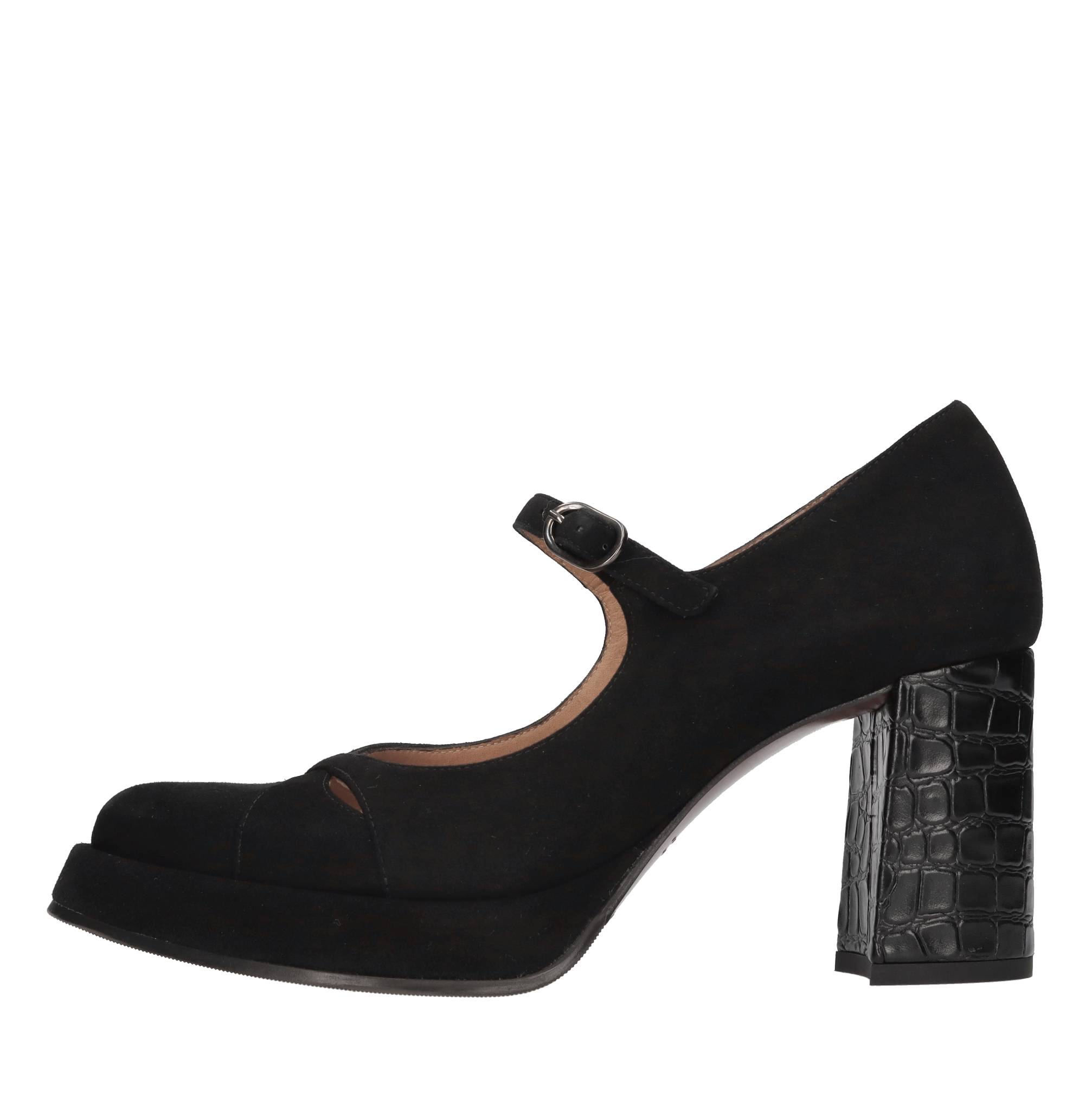 Chie Mihara Schoenen met zwarte hak