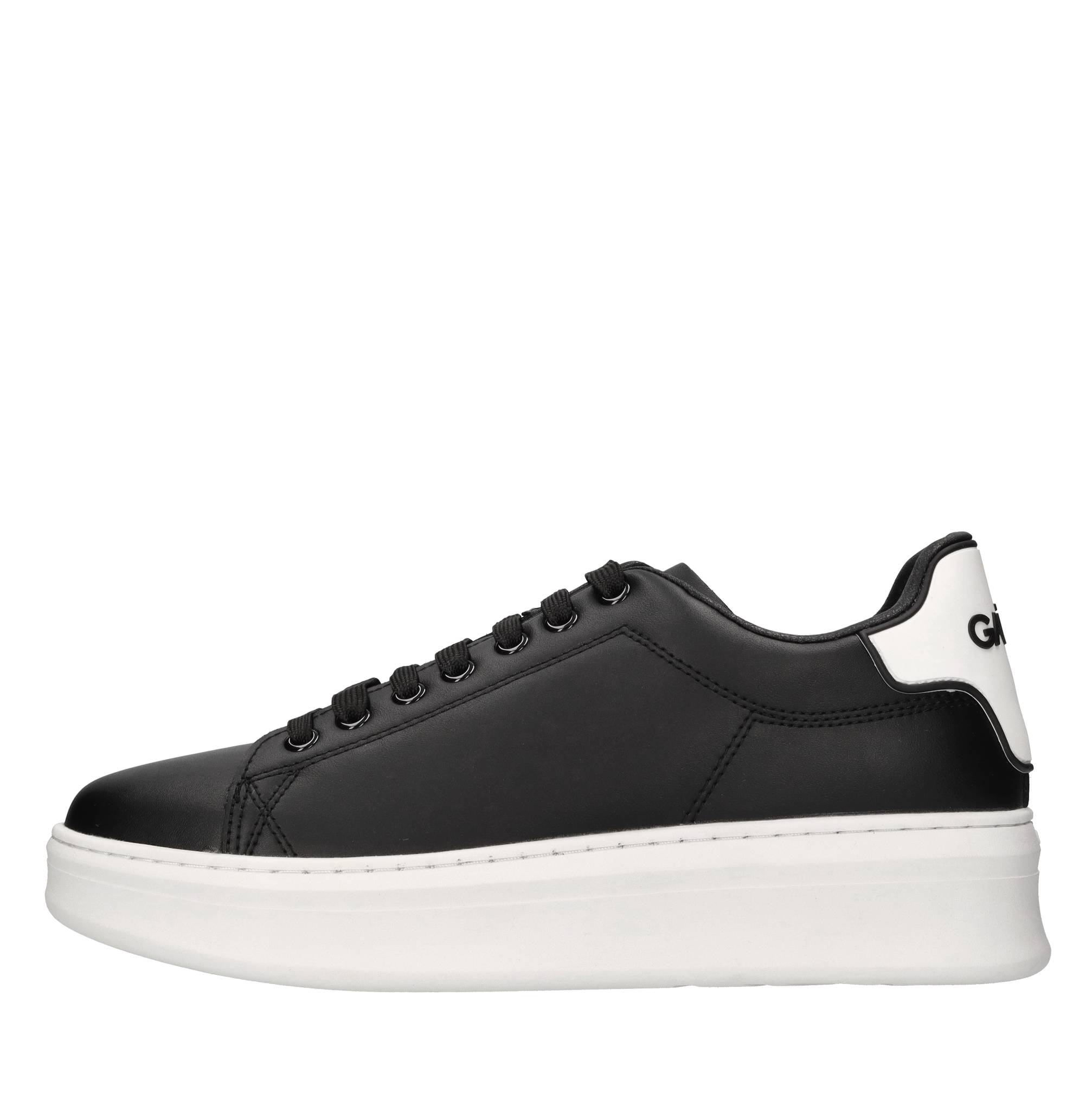 Gaelle Paris Schwarze Sneaker