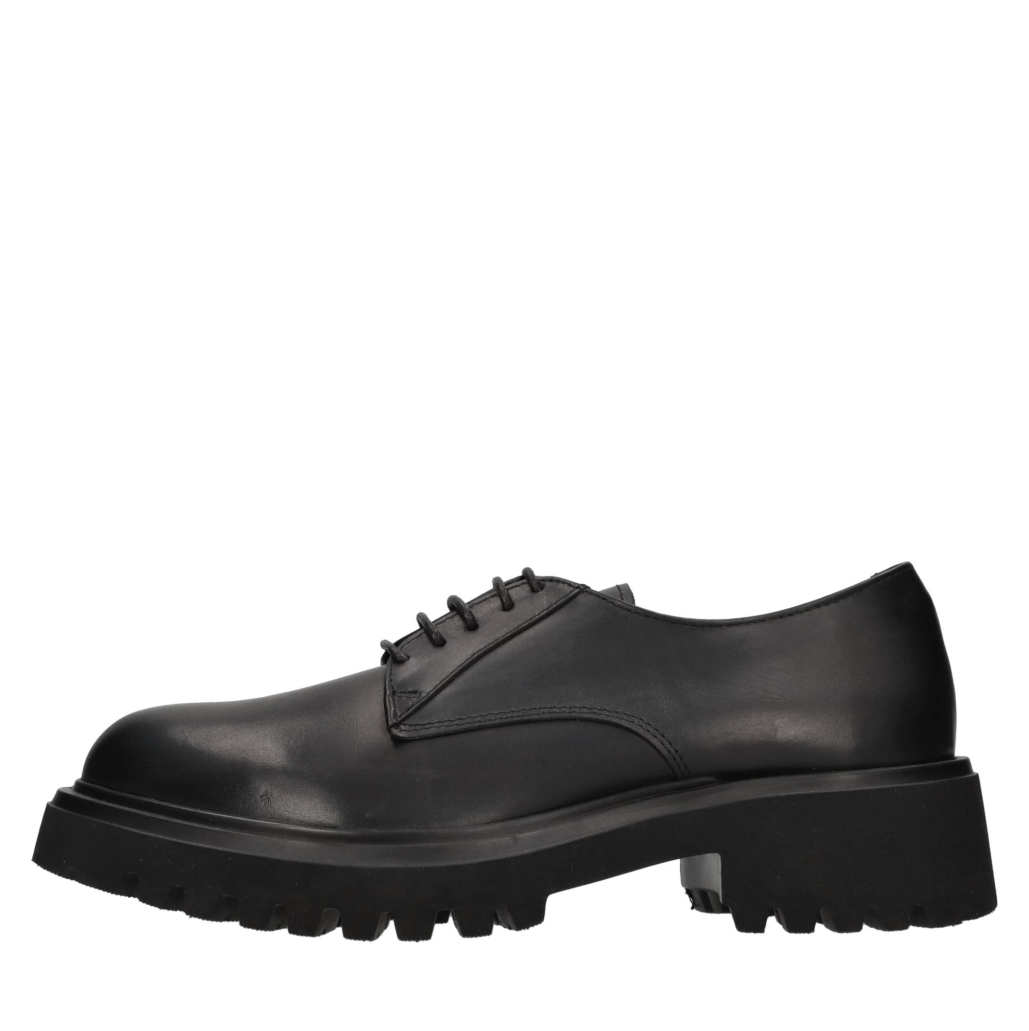 Juilie Dee Lage schoenen zwart