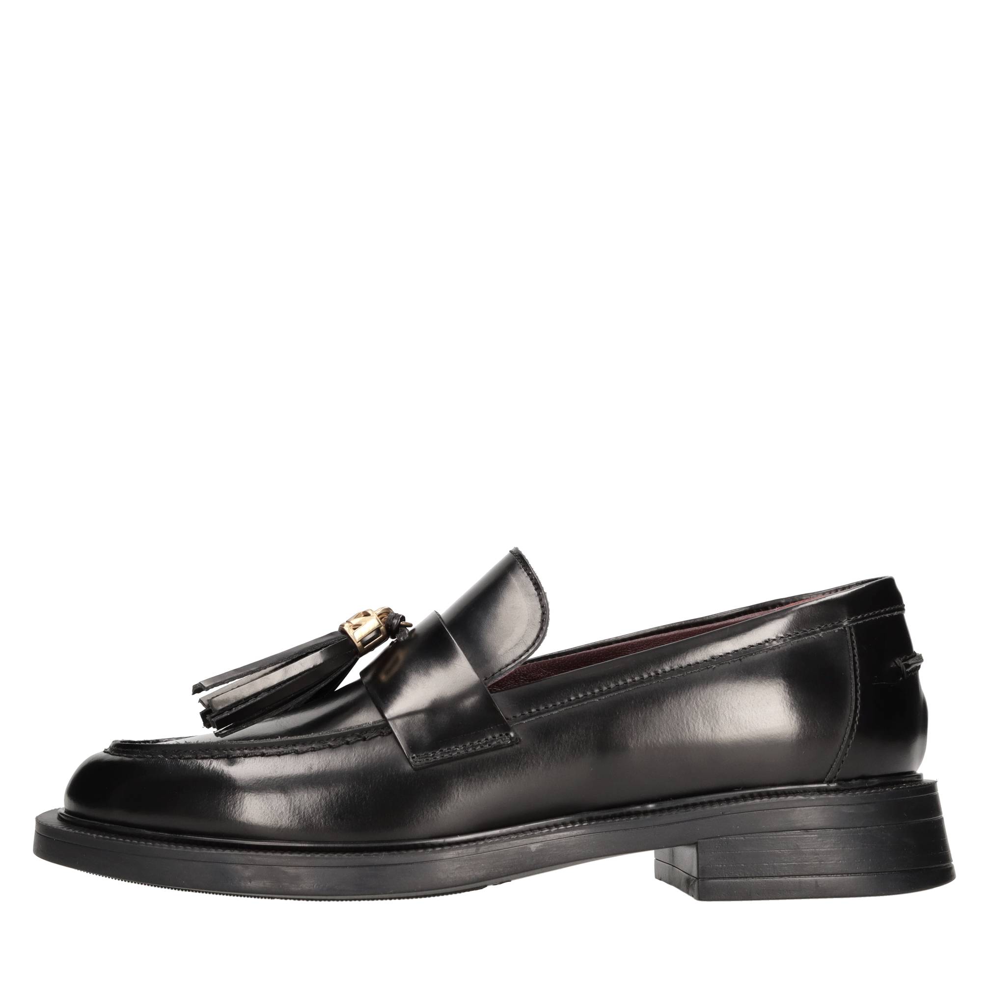 Lorenzo Mari Flat shoes Black