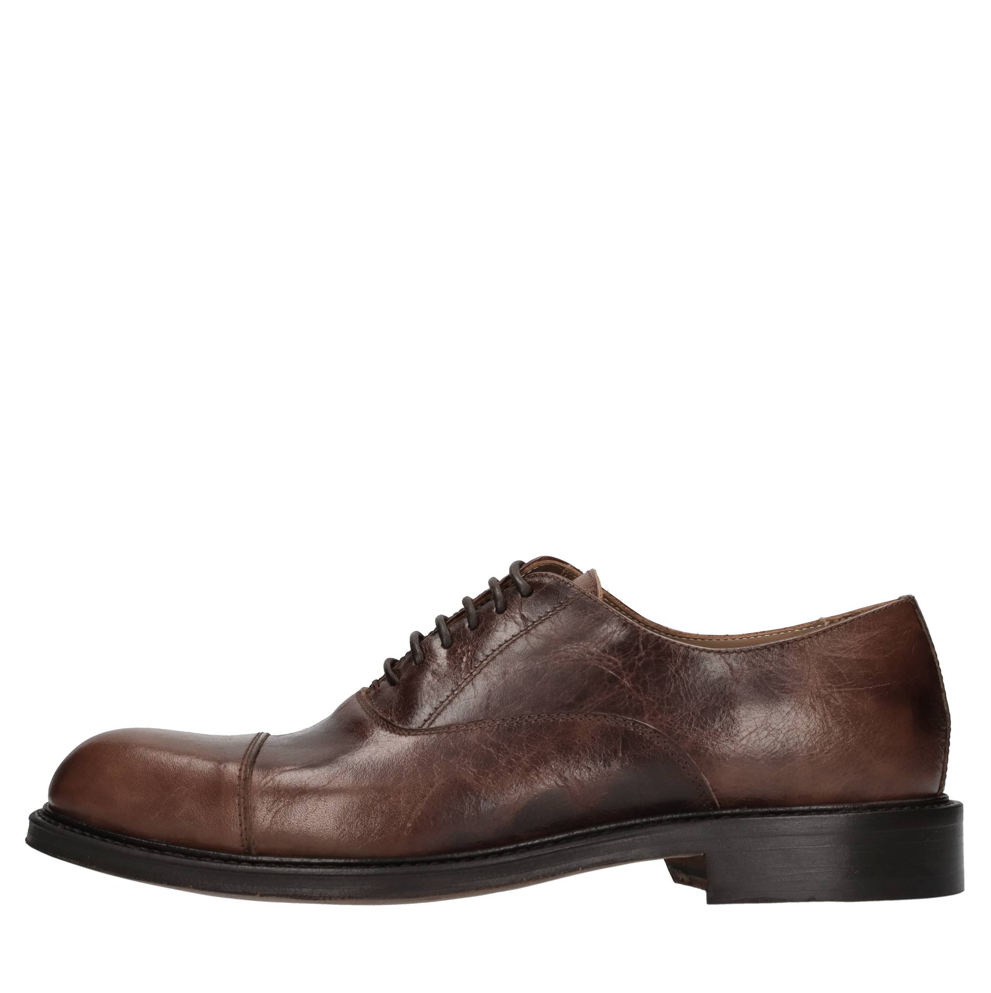 Cerbero Lage schoenen Bruin